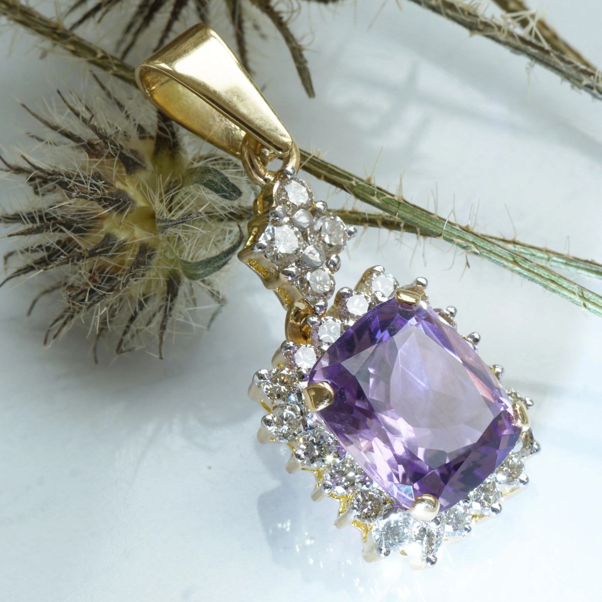 Amethyst Brillant Anhänger 750er Gelbgold 3.35 0.35 ct W VS-SI 6 Gramm Fliederfarben