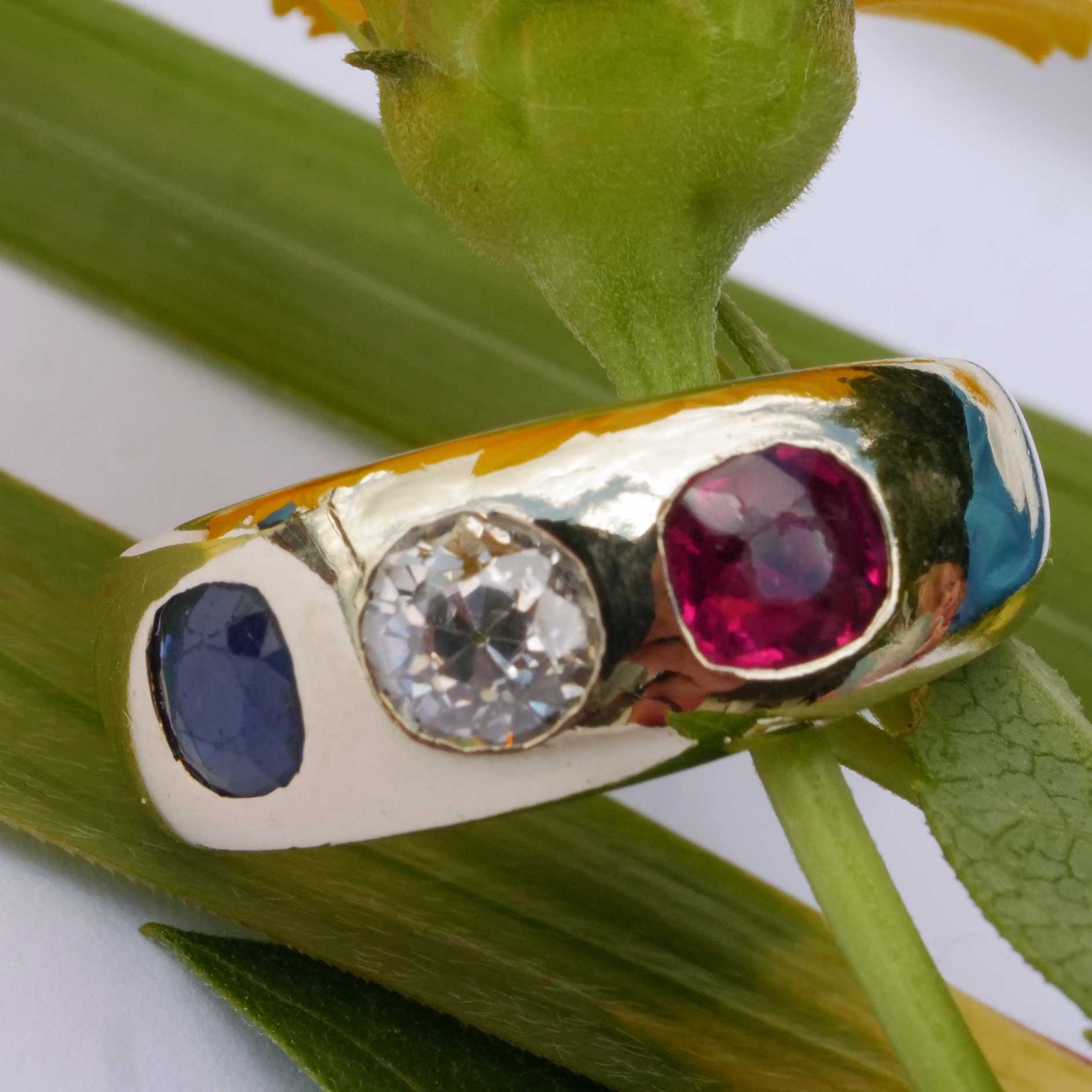 Saphir Rubin Altschliff Brillant Band Ring 585er Gelbgold...schöne Edelstein Qualitäten poliert