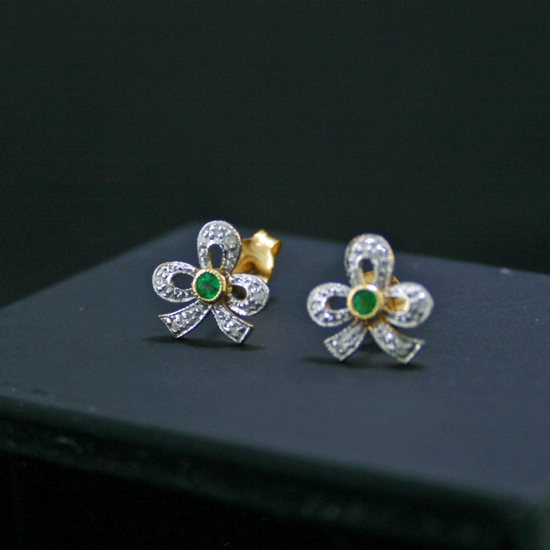 Smaragd-Brillant-Ohrstecker, 375/-GG., rhodiniert