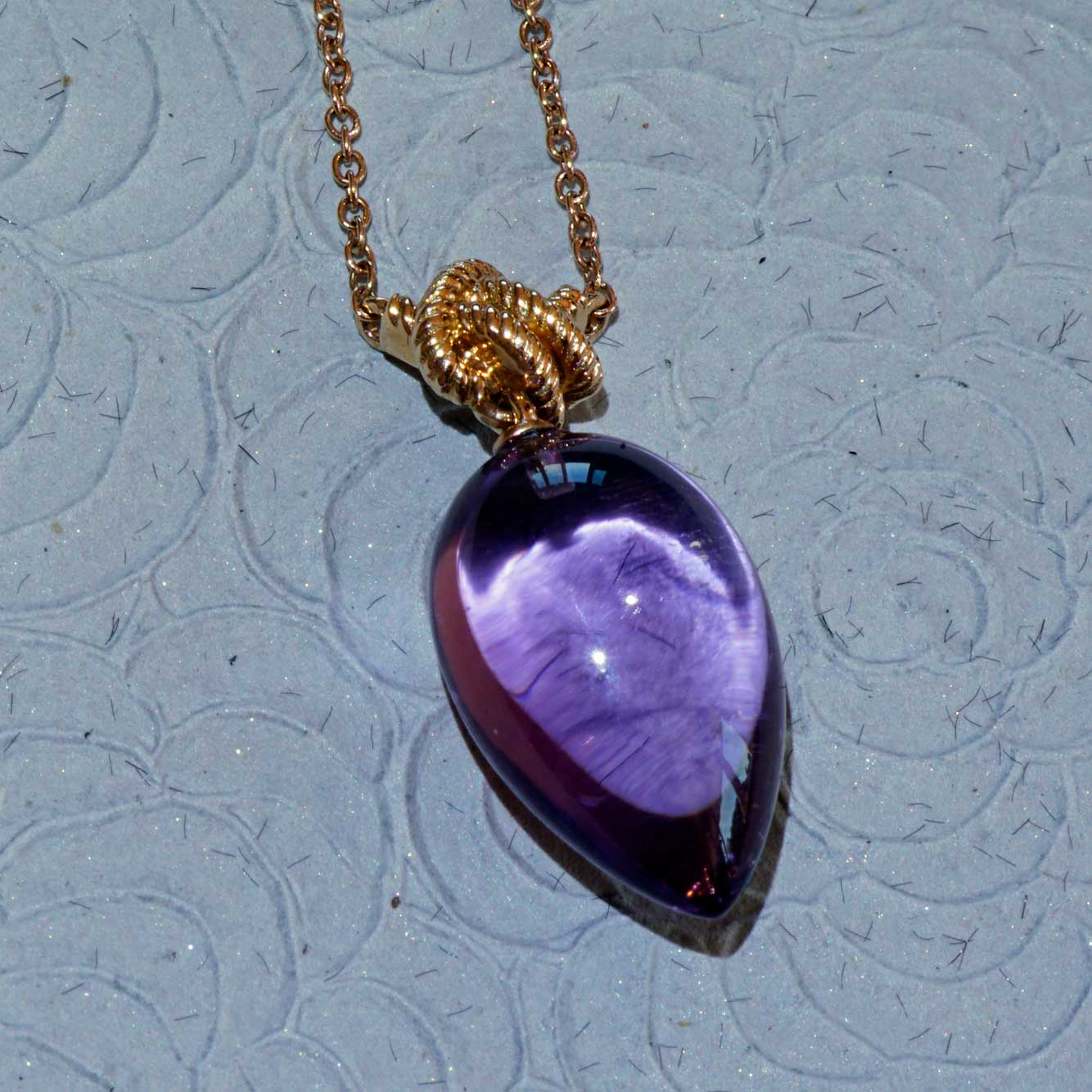 Für Segler... Anhänger mit Kette 750er Rosegold...zarte Knotenform mit großen Amethyst Drop