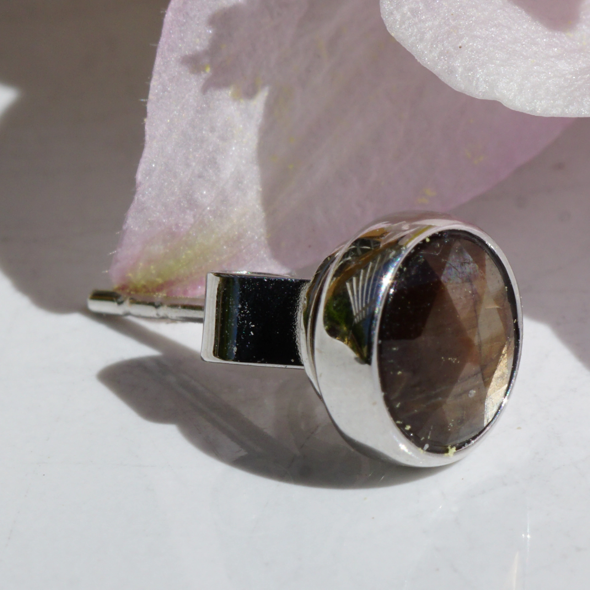 Saphir Ohrstecker in 750er Weissgold einzeln  1.04 ct AAA+ seltene coole Goldfarbe unbehandelt