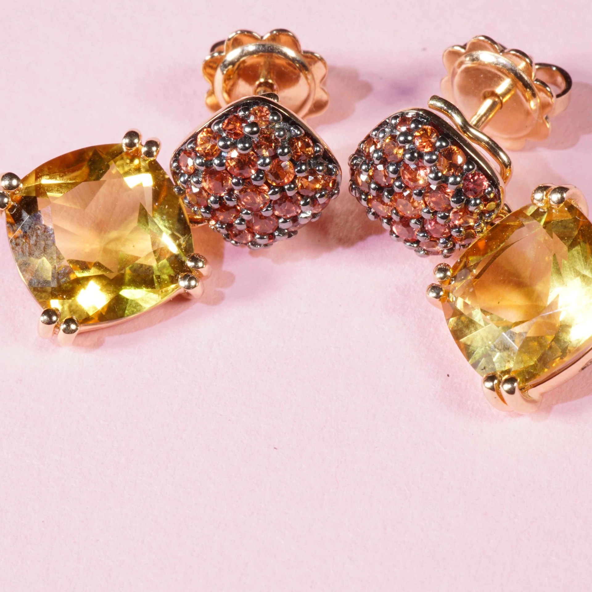 Ohrhänger Citrin Saphir 750er Rosegold...so edel und verzaubern den Tag..5.22 ct 0.81 ct