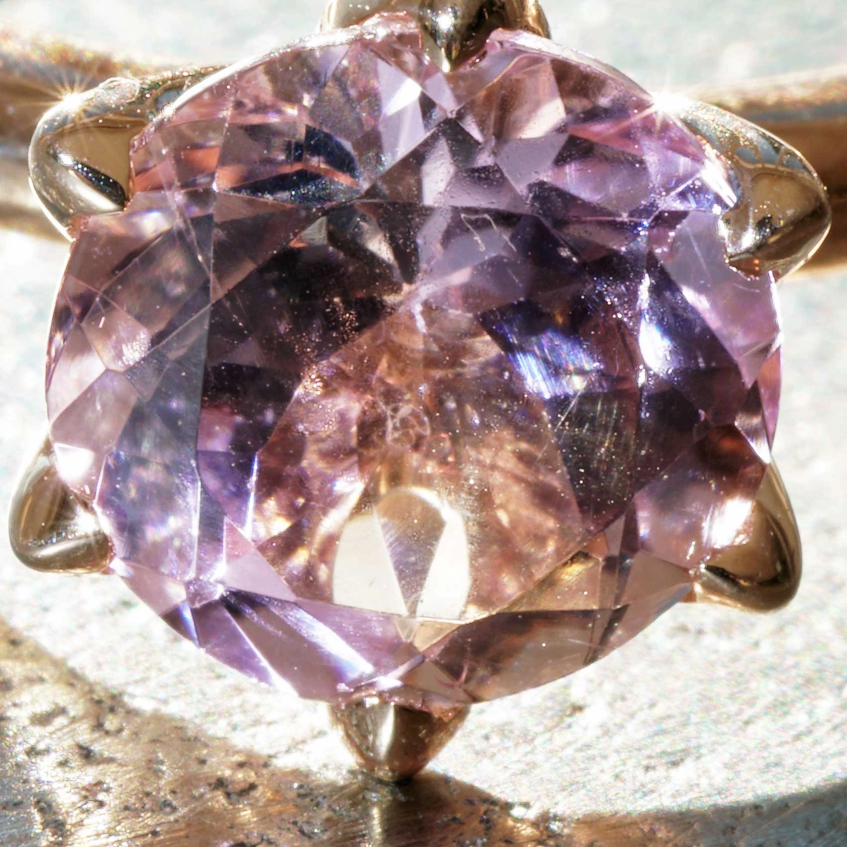 Bestseller Kombinationsring..pink Turmalin Ring in 750er Rosegold hergestellt in Valenza...toll mass