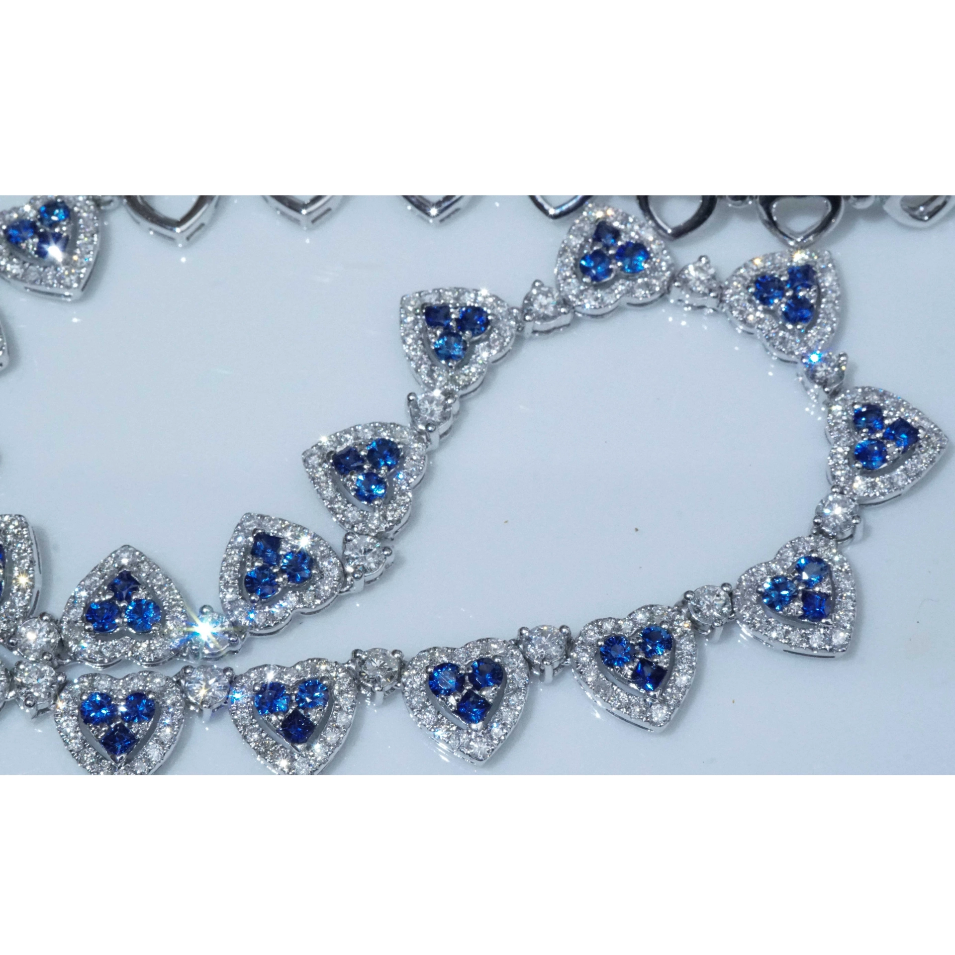 Brillant Saphir Collier 4.4 u. 3 ct 750er Weissgold..modernes Prachtcollier...Herzensliebe