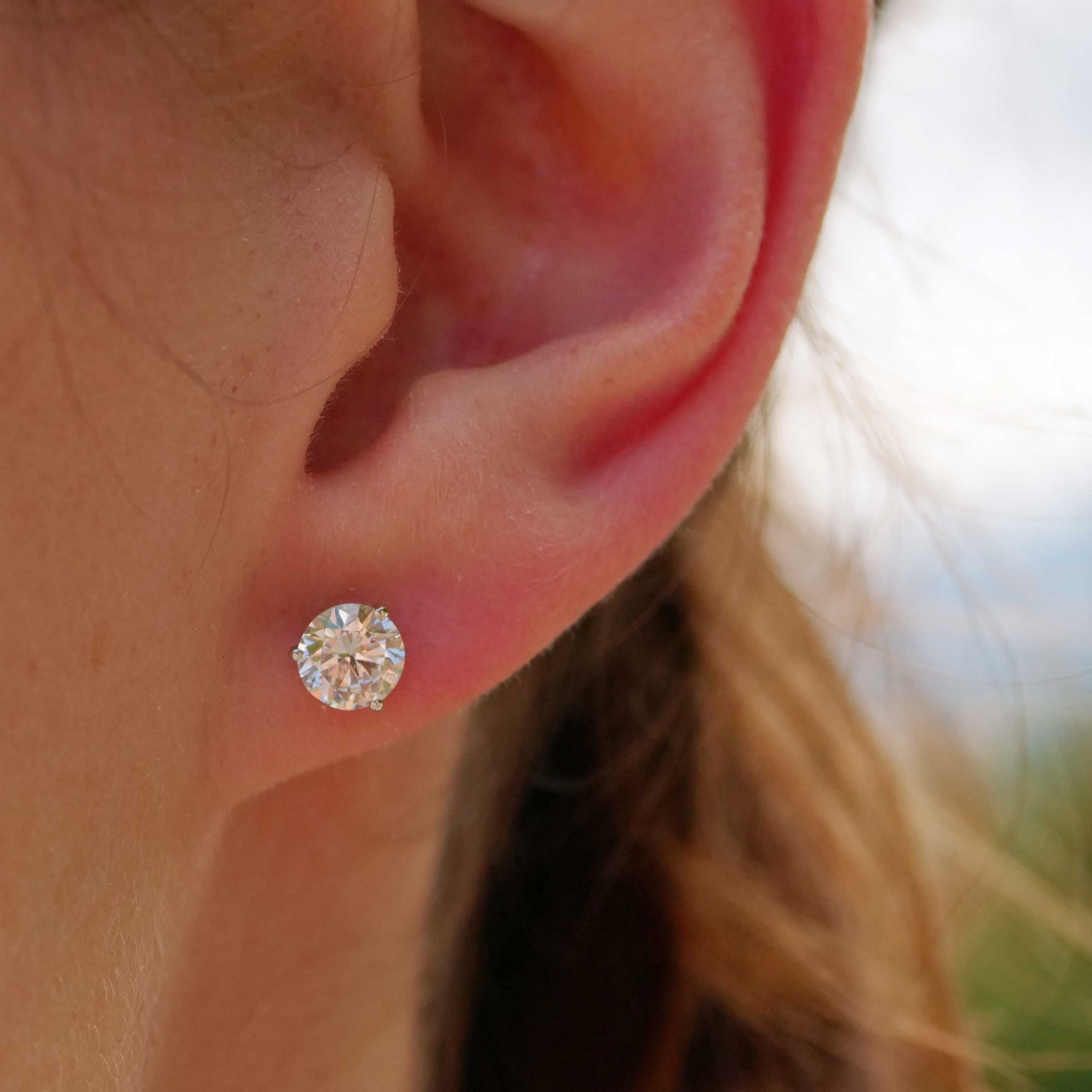 Brillant Ohrstecker total 1.43 ct Labor Diamanten in 585er Weissgold.... für ein Bruchteil des Naturdiamant Preises