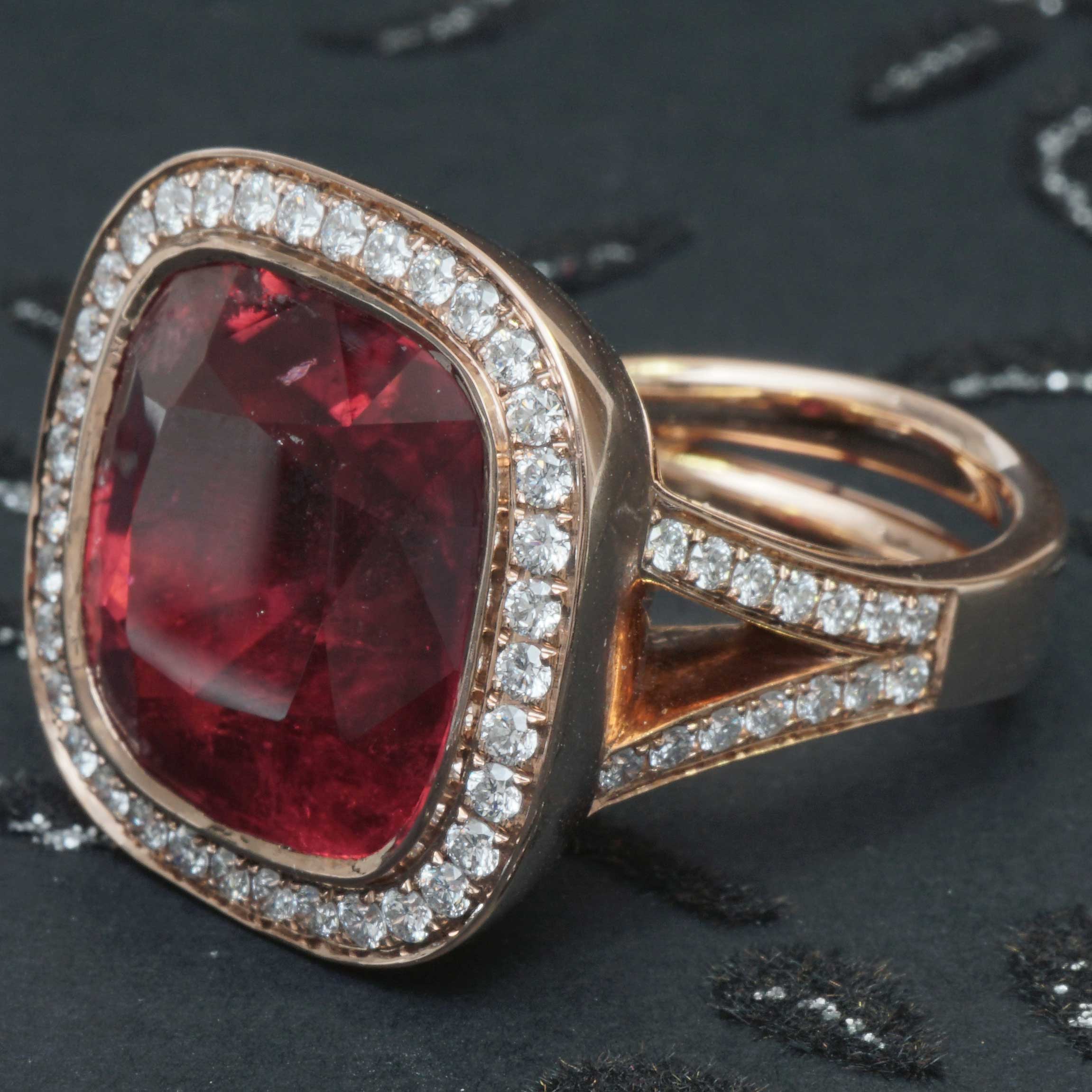 Rubellit Brillant Ring der Extraklasse AAA+  23.10 ct Afghanistan  rot-pink unglaubliche Leuchtkraft 750er Rosegold