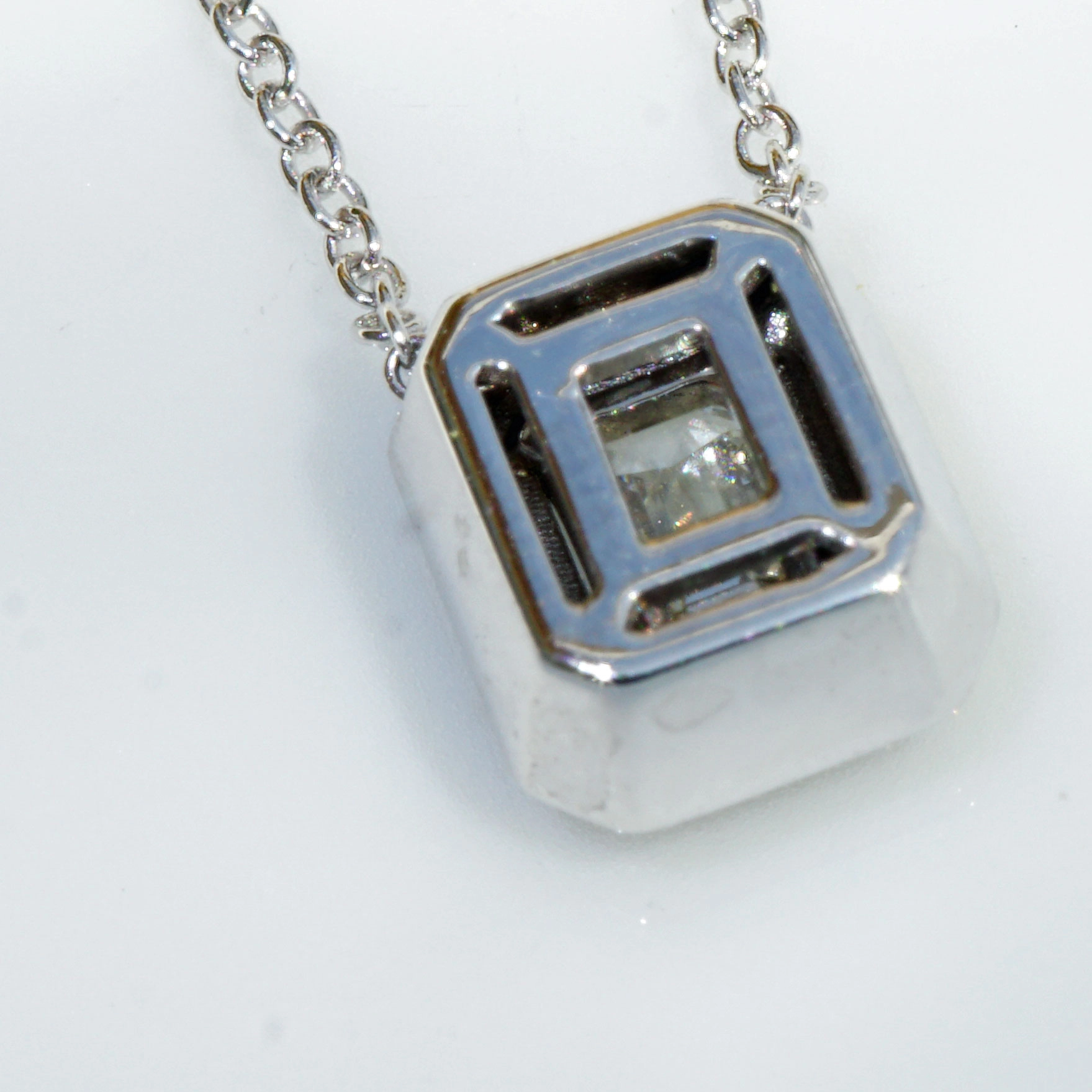 Diamant Emeraldcut Collier 0.15 ct 750er Weissgold TW VS made in Italy massiv