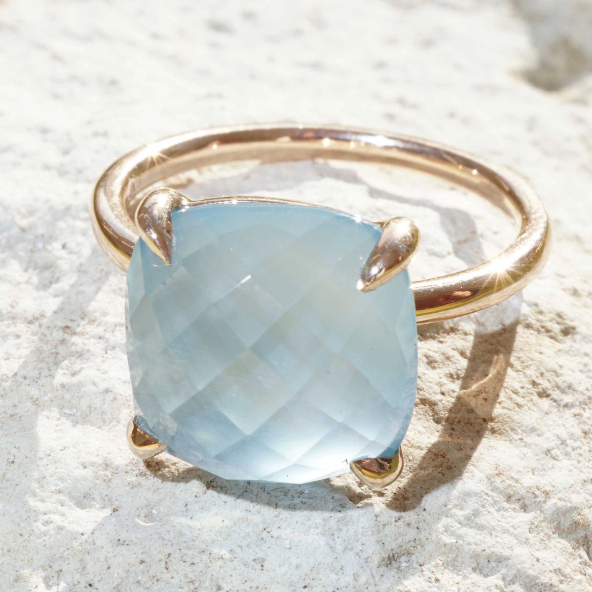 Blautopas Briolett Ring 750er Rosegold made in Valenza... für einen lässigen Schmuckstil