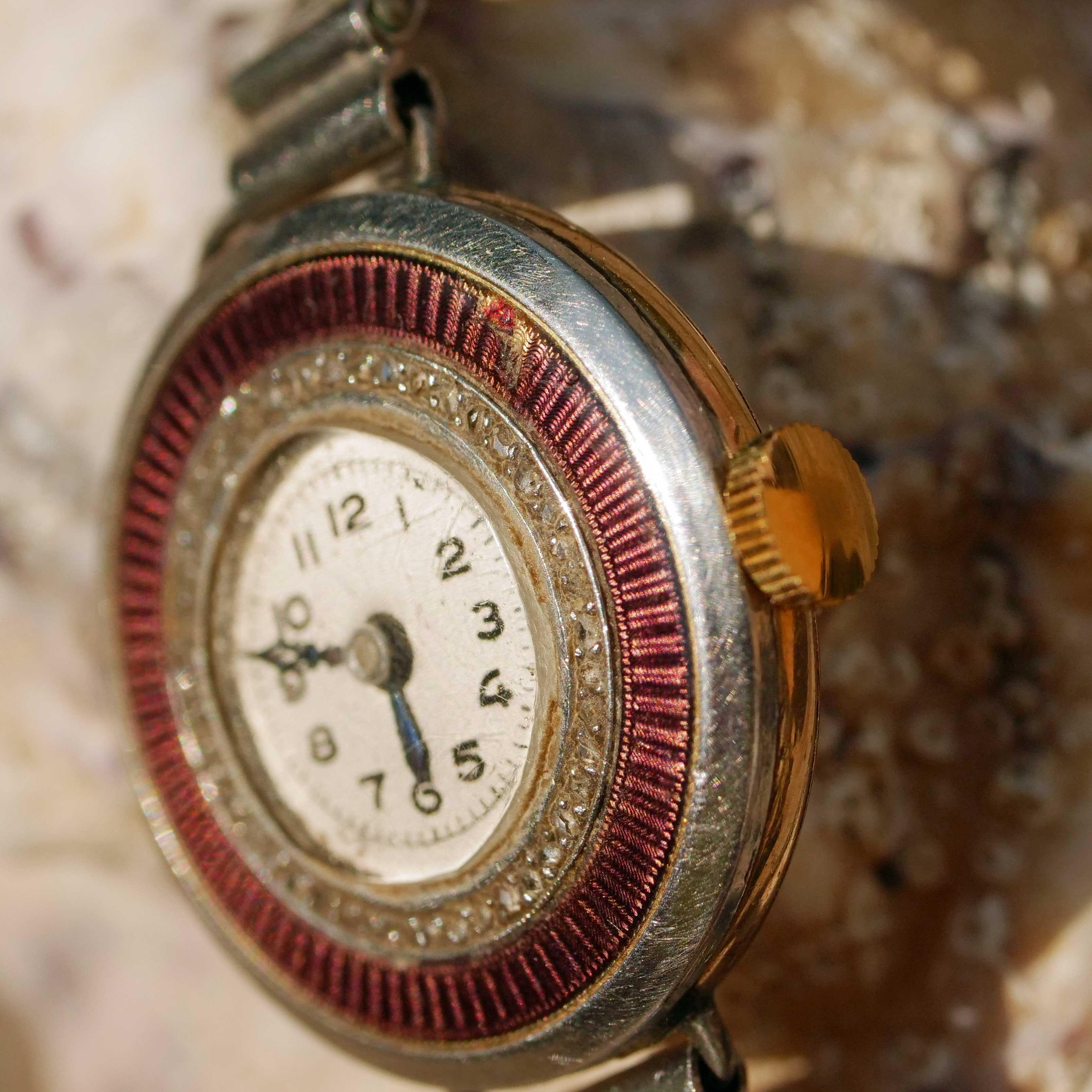 Emaille Diamant Armbanduhr Silber 585er Gelbgold um 1930 überholt vom Uhrmacher