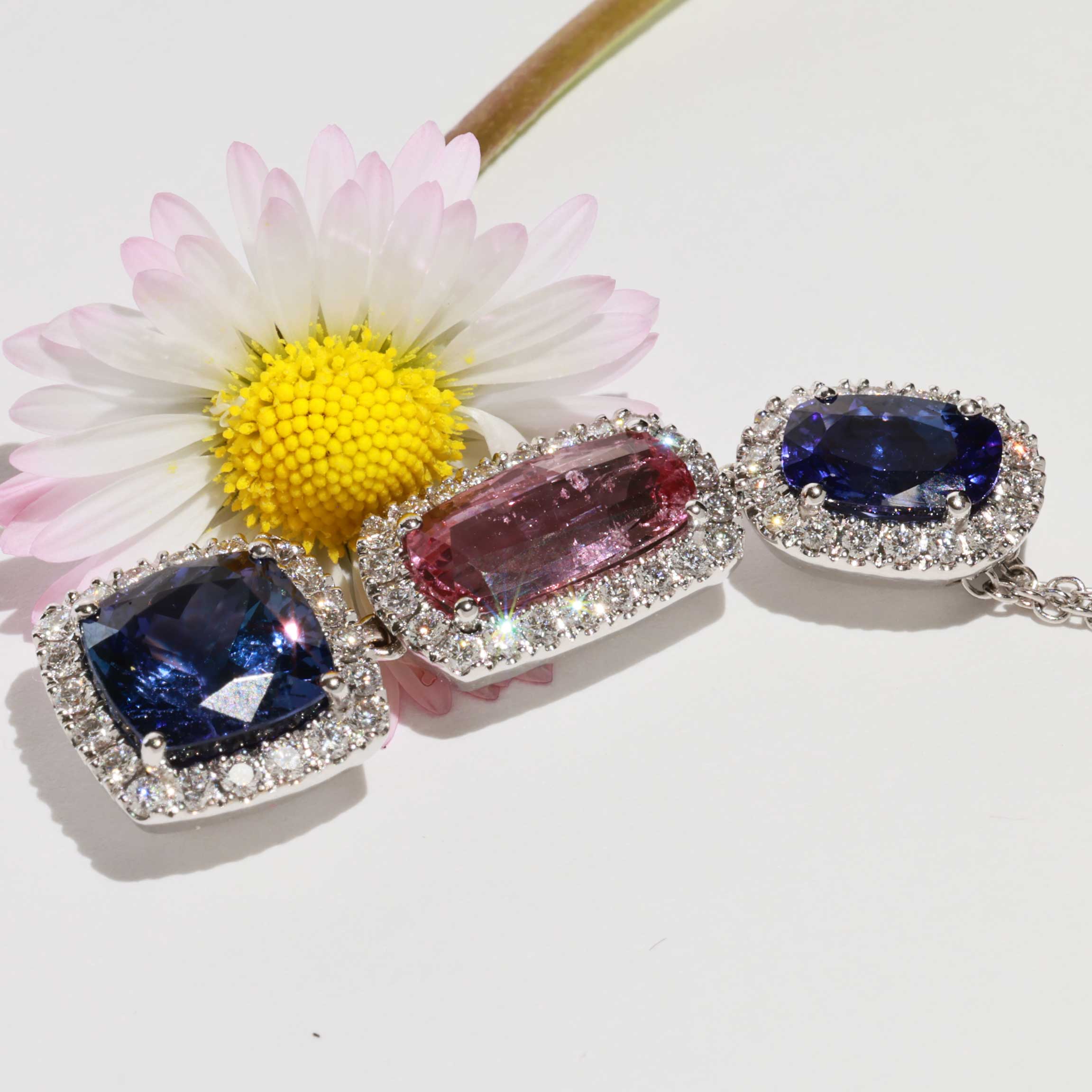 Tansanit Spinell Brillant Anhänger m. Kette 750er Weissgold 6 ct 0.70 AAA+ Blaulilie und Traumrosa