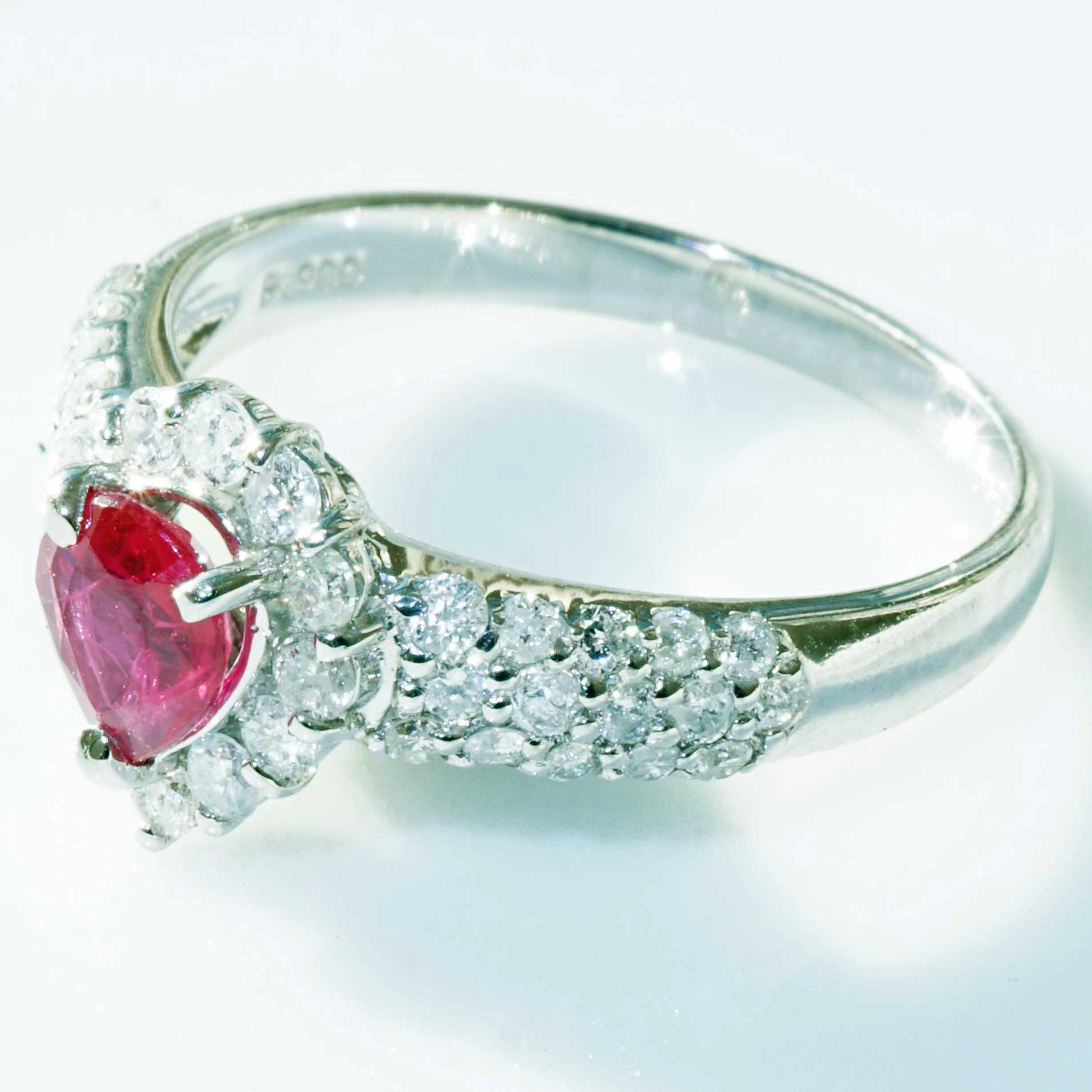 Rubin Brillant Ring 900er Platin 0.51 0.52  ct...Amore Klassiker...brennend rot die Liebe