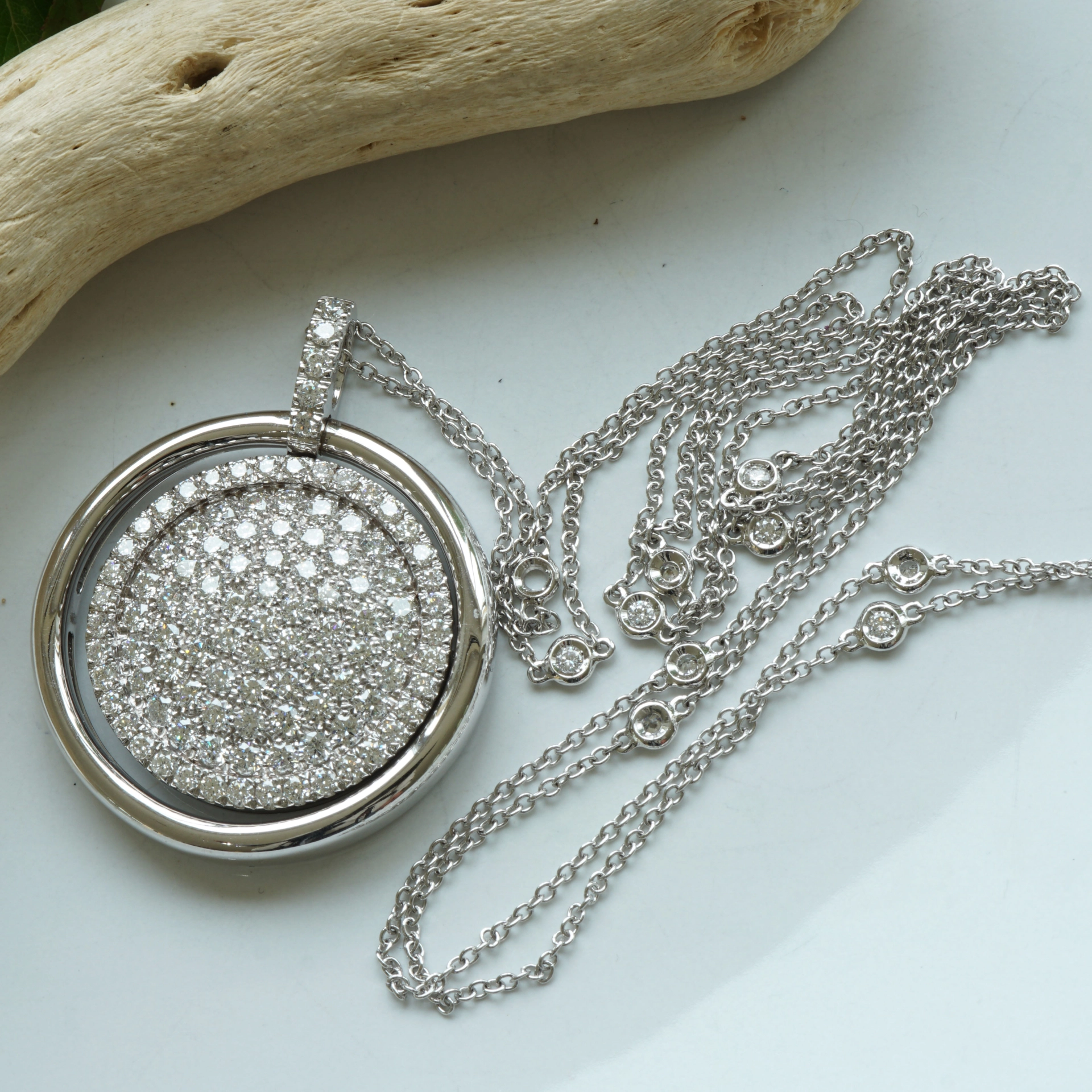 Brillant Anhänger mit Kette Deluxe 3.55 ct aus Traditionsgoldschmiede...ein Wunderwerk...