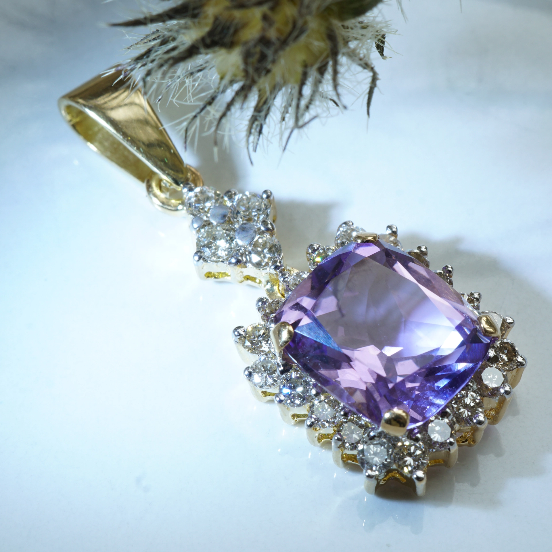 Amethyst Brillant Anhänger 750er Gelbgold 3.35 0.35 ct W VS-SI 6 Gramm Fliederfarben