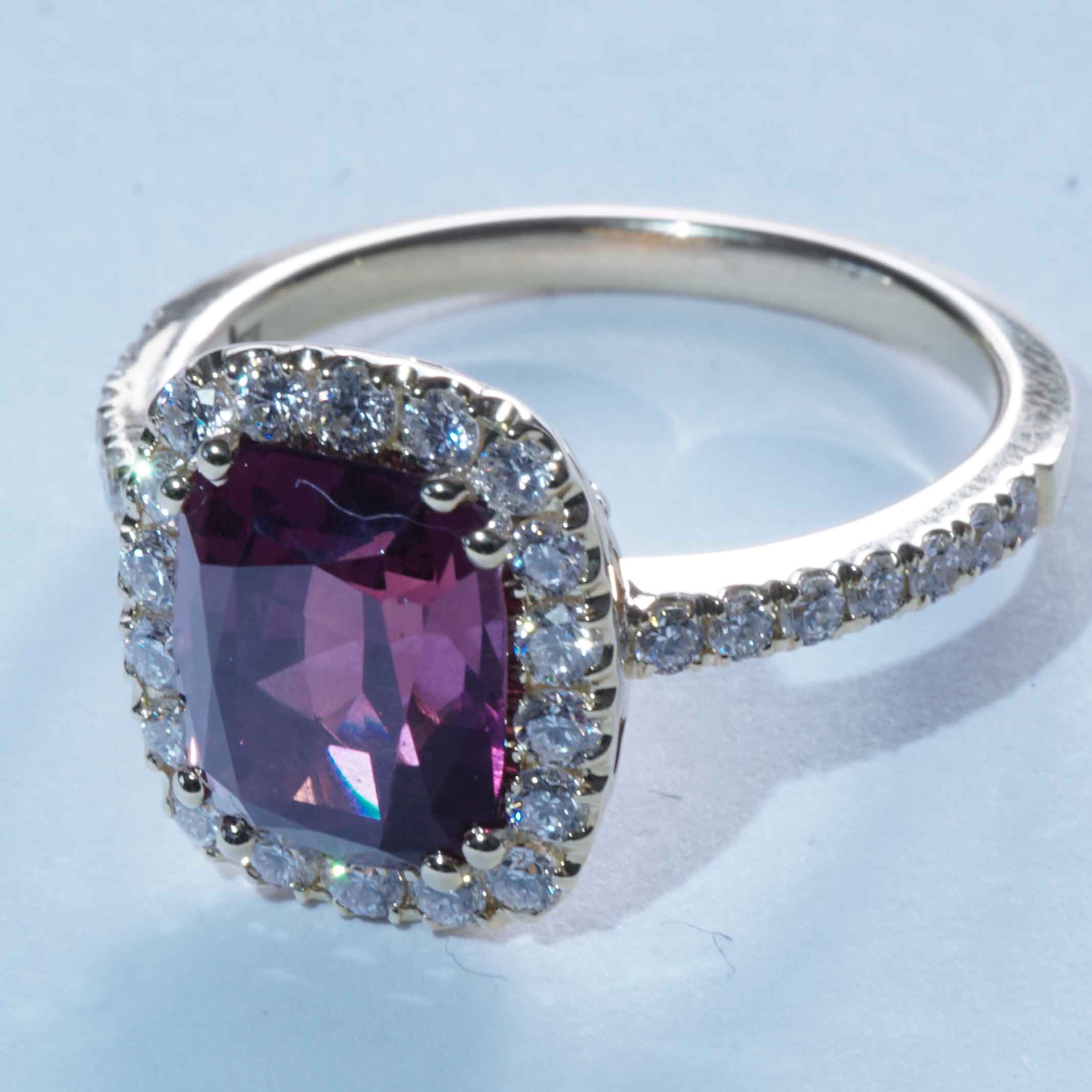 Rhodonit Brillant Ring 3.34 ct 0.55 ct 750er Gelbgold...schöner als der teuerste Rubinring