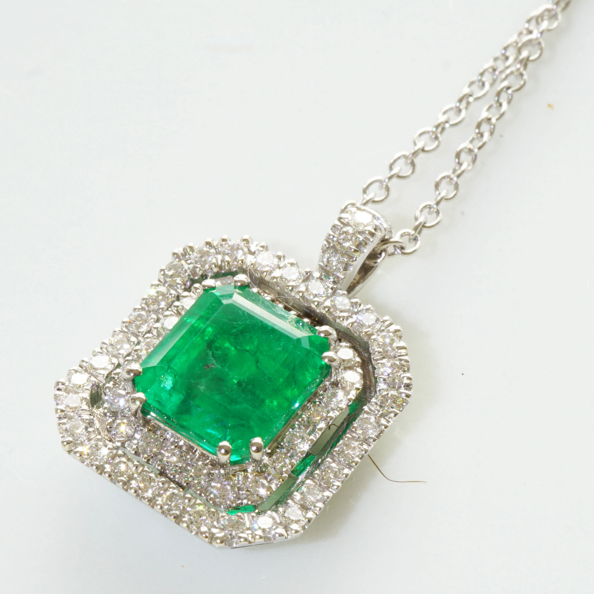 Smaragd Brillant Anhänger mit Kette 750er Weissgold 2.13 ct Panjshir/Afghanistan