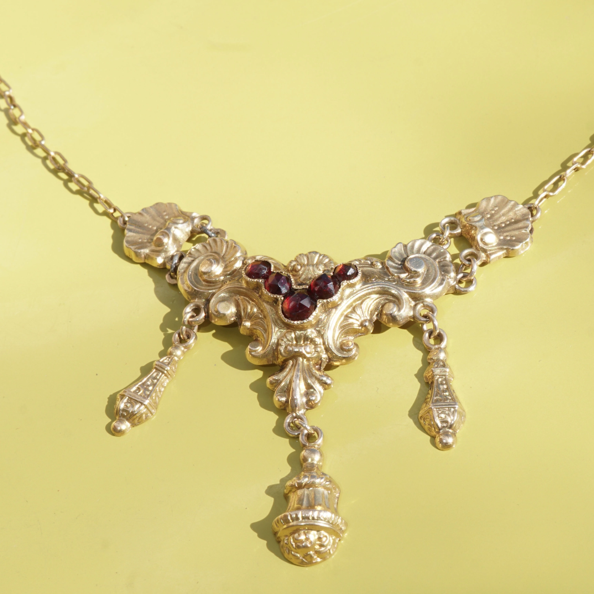 Biedermeier Collier um 1840 Walzgold auf Silber mit Kette in 585er Gelbgold Karfunkelmania