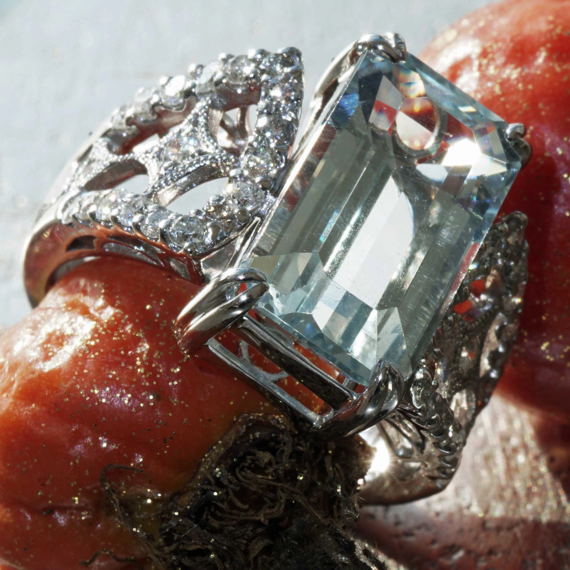 Aquamarin Brillant Ring 900er Platin 4.40 ct 0.52 ct 9 Gramm aufwendig gestaltet