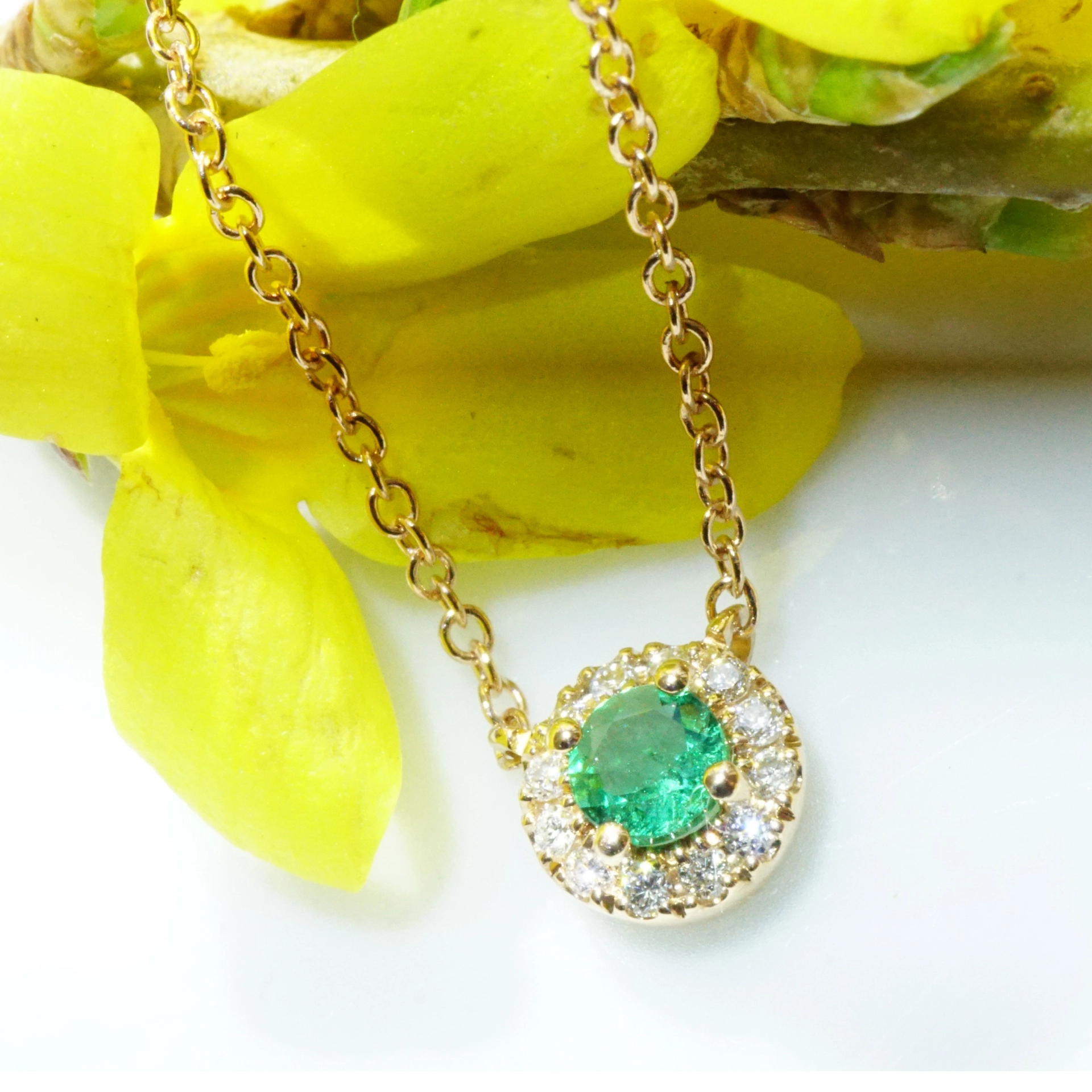 Smaragd Brillant Collier 750er Rosegold...die kleinsten Petit Colliers im Sortiment....wie süß