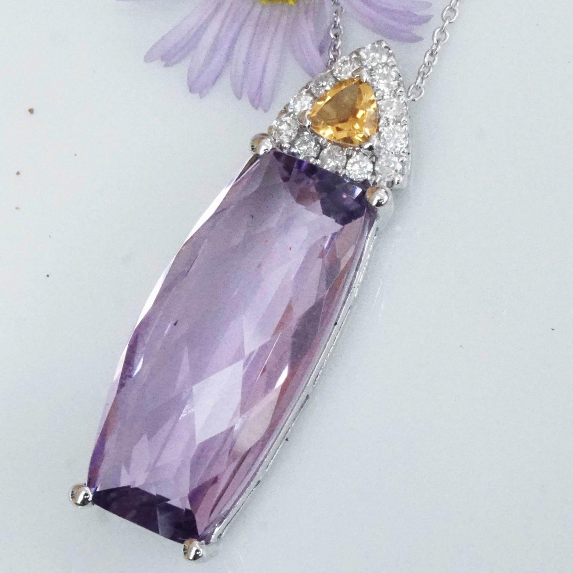 Amethyst Citrin Brillant Anhänger mit Kette 10 ct 0.10 ct 0.15 ct 750er Weissgold ....sanfte Anmut