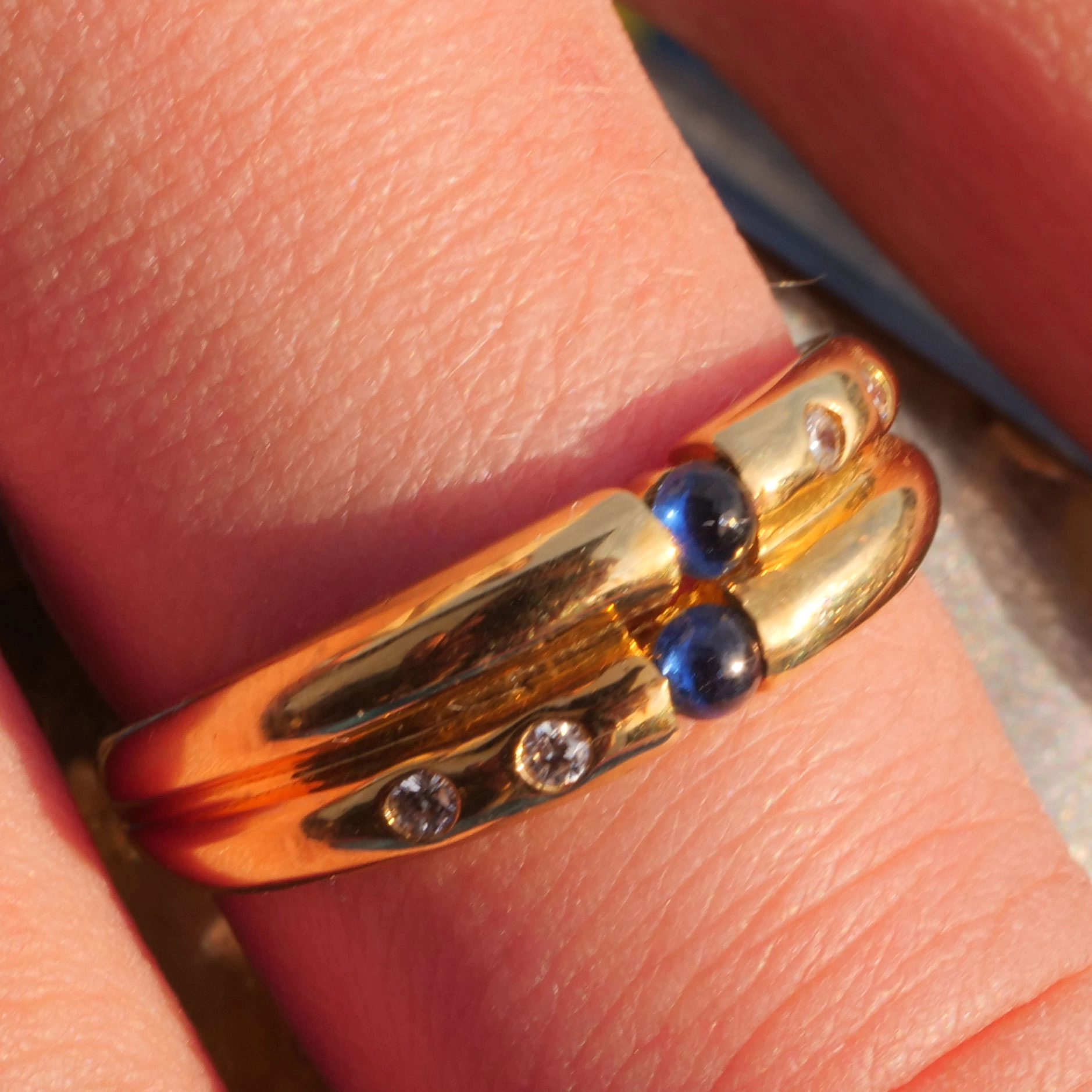 Saphir Brillant Ring 750er Gelbgold neu und ungetragen doppelreihig versetzt