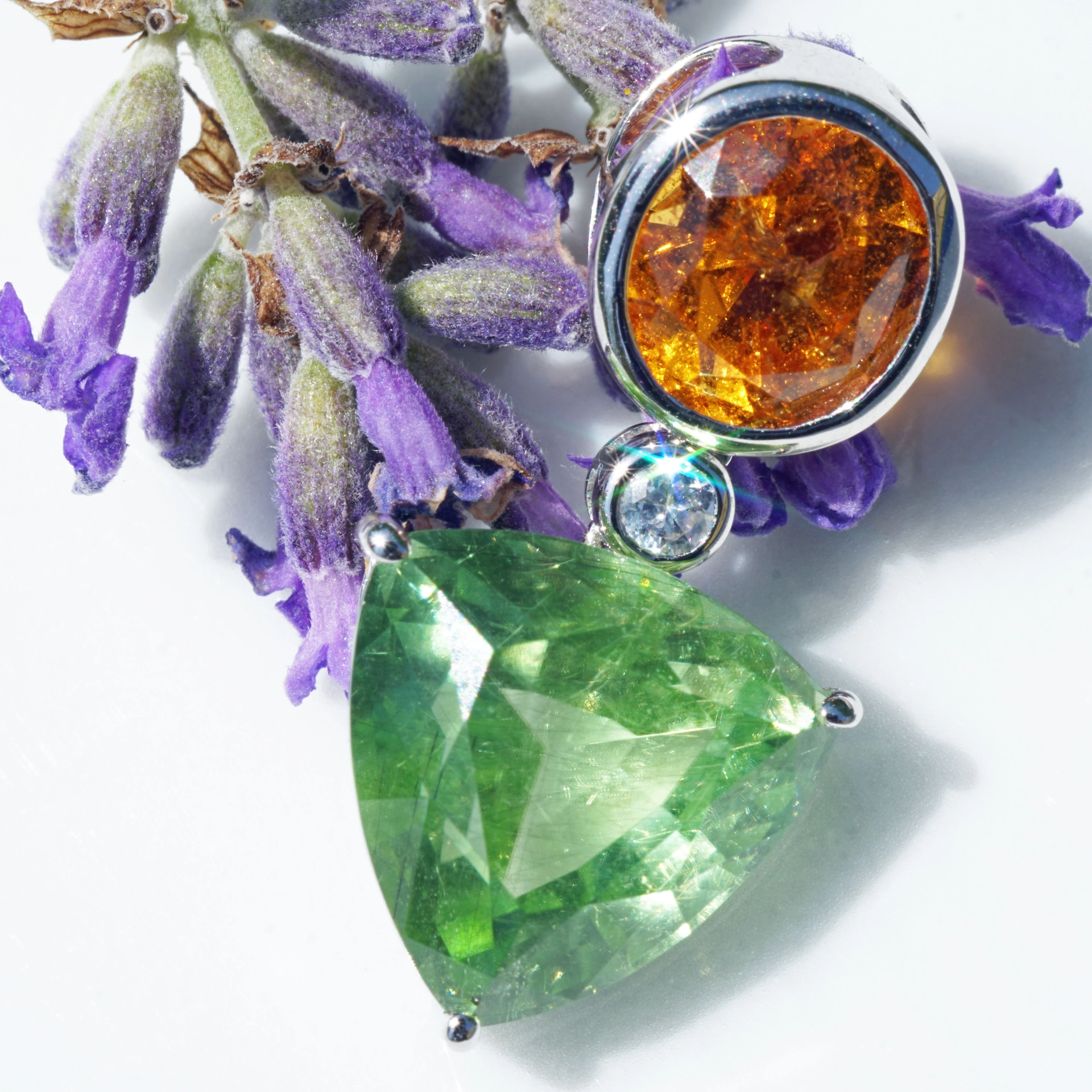 Mandaringranat Peridot Brillant Anhänger 750er Weissgold Mine Tansania und Pakistan