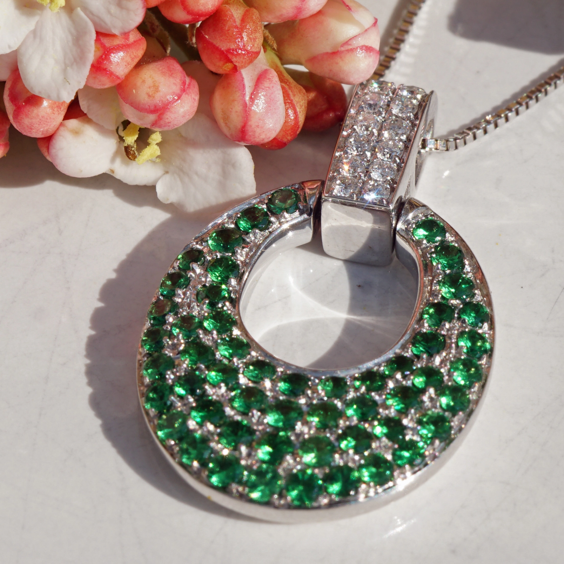 Brillant Demantoid Anhänger 0.94 ct 0.16 ct W SI 750er Weissgold sehr massiv 10 Gramm