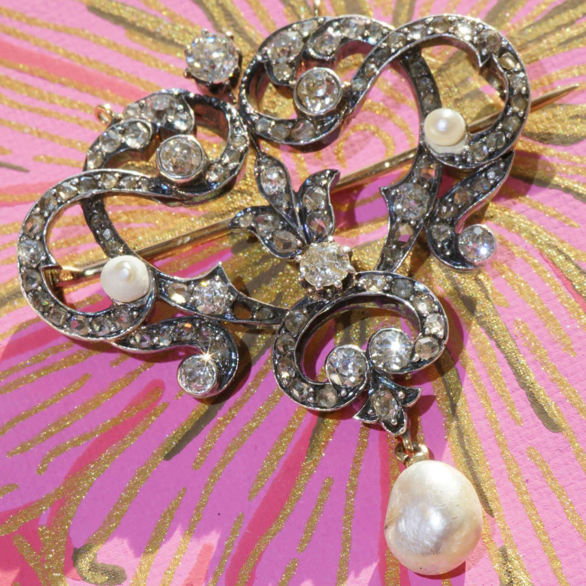 Antikschmuck Brosch/Anhänger Ende 19 Jh. 700er Gold / Silber 2.48 ct mit Naturperlen