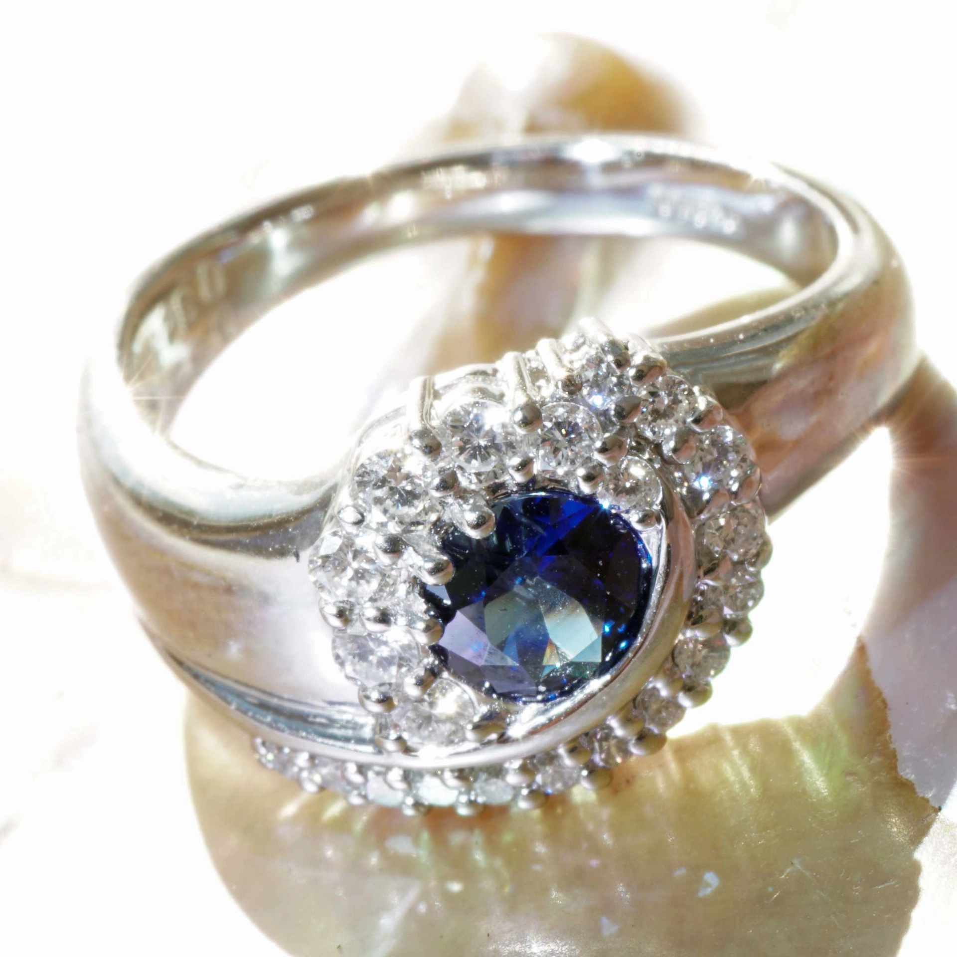 Saphir Brillant Ring 900er Platin 0.62  ct 0.345 ct .....feinster Saphir und Brillanten in Platin