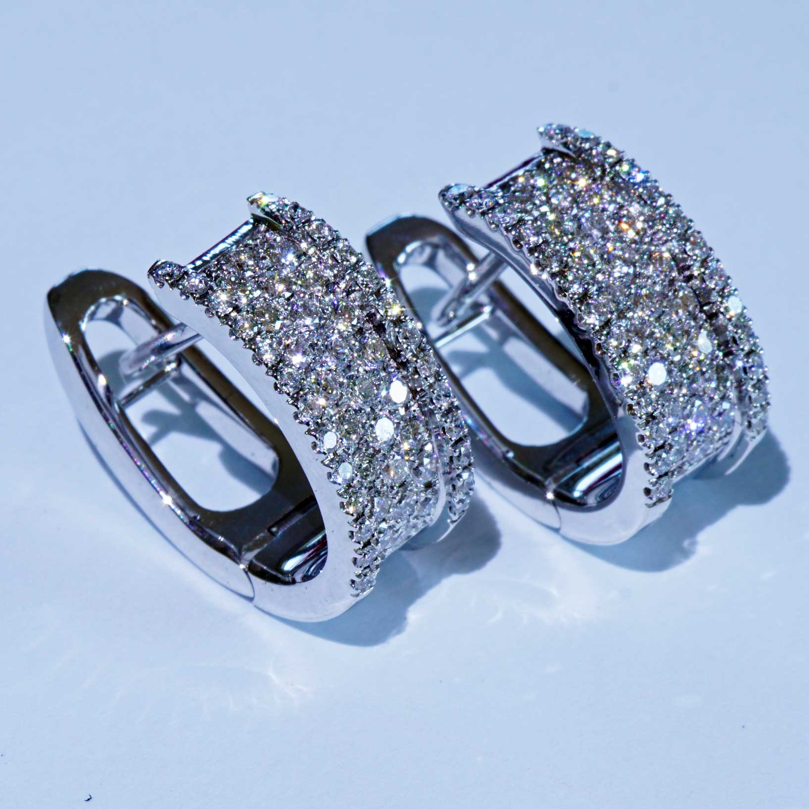  Brillant Dreiviertel  Creolen 0.69 ct 750er Weissgold TW VS made in Italy massiv  