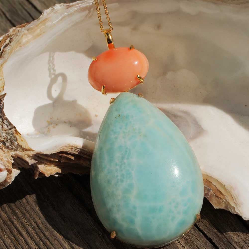 XL Larimar Koralle Anhänger 105 ct 9 ct in 585er Gelbgold...hat Potential zum Lieblingsstück zu werden