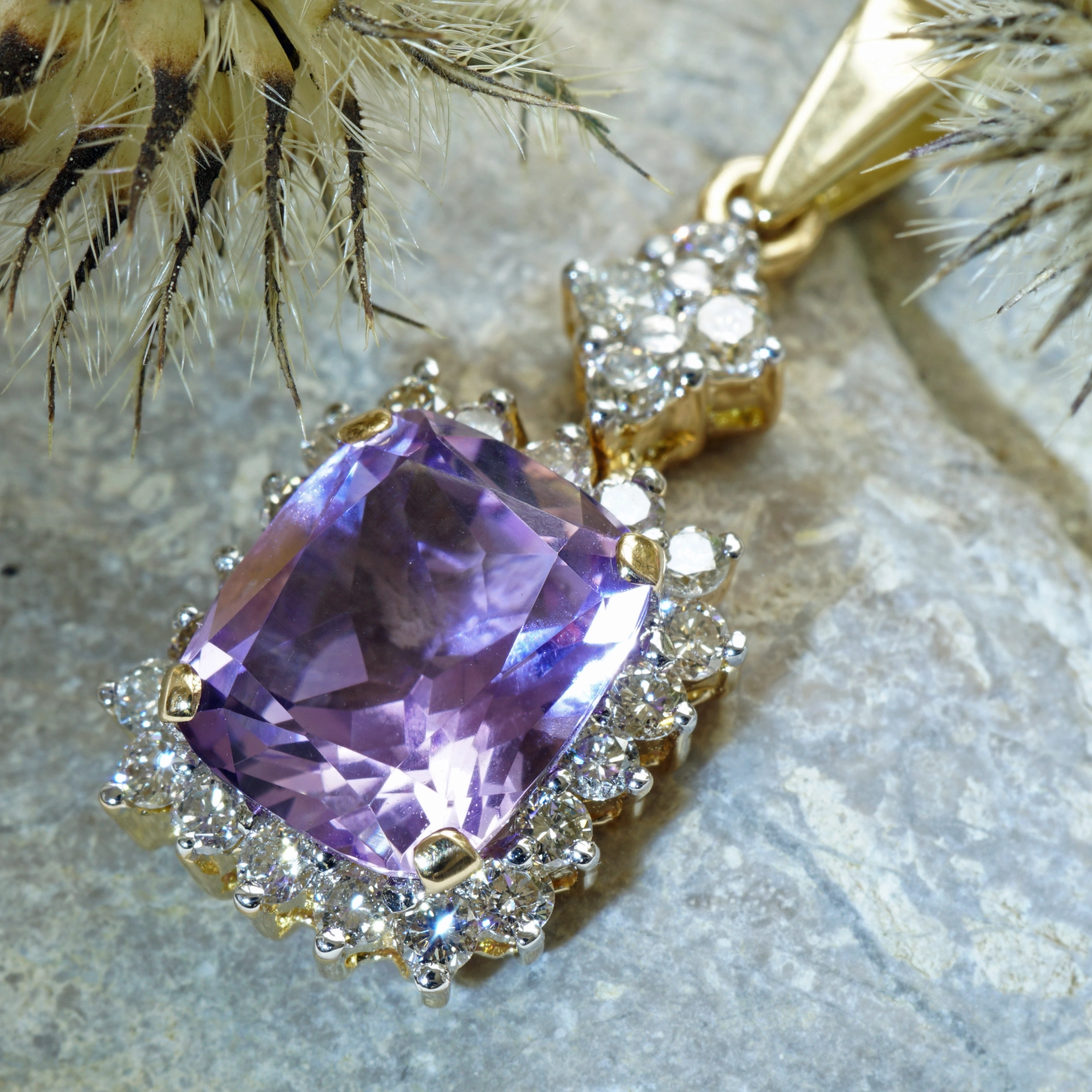 Amethyst Brillant Anhänger 750er Gelbgold 3.35 0.35 ct W VS-SI 6 Gramm Fliederfarben