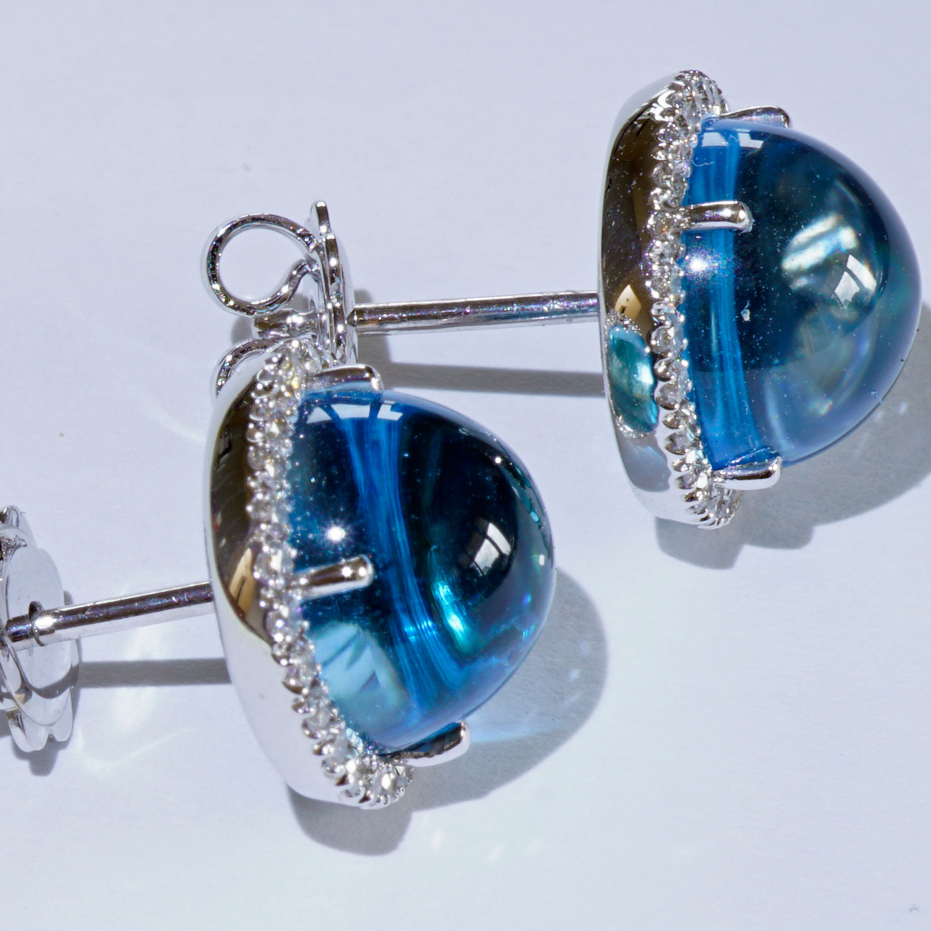 Blautopas Brillant Ohrstecker  750er Weissgold..Lightblue Bubble..13 mm Durchmesser 