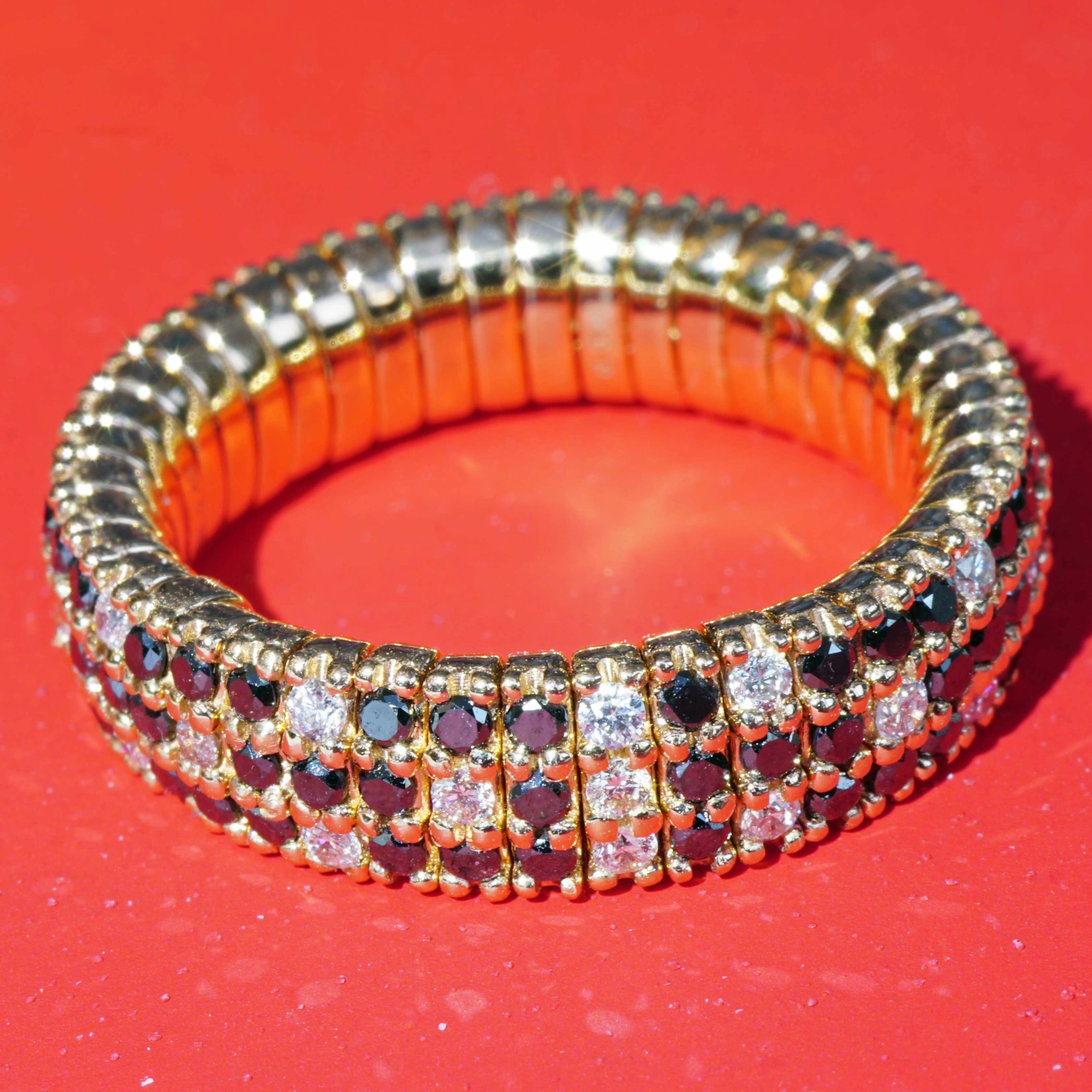 Brillant Ring dreireihig Magic flexibel schwarz weiss 0.90 ct 0.40 ct TW SI Silhouette Schmuck