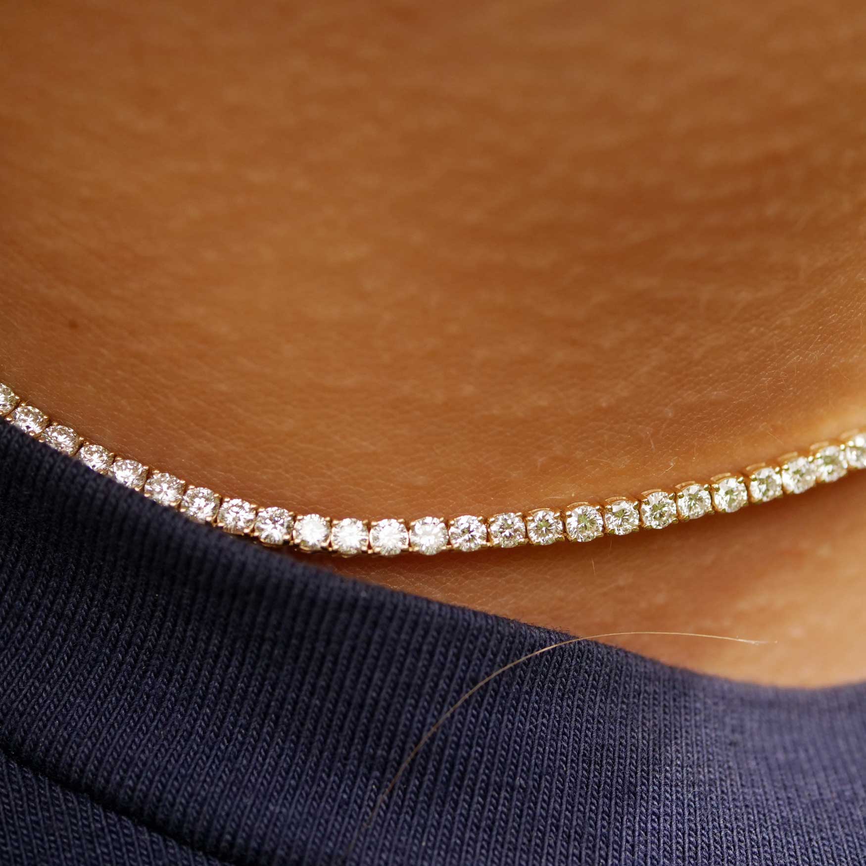 Brillant Tennis Collier total 7.11 ct TW VS Labor Diamanten in 585er Gelbgold.... für ein Bruchteil des Naturdiamant Preises  