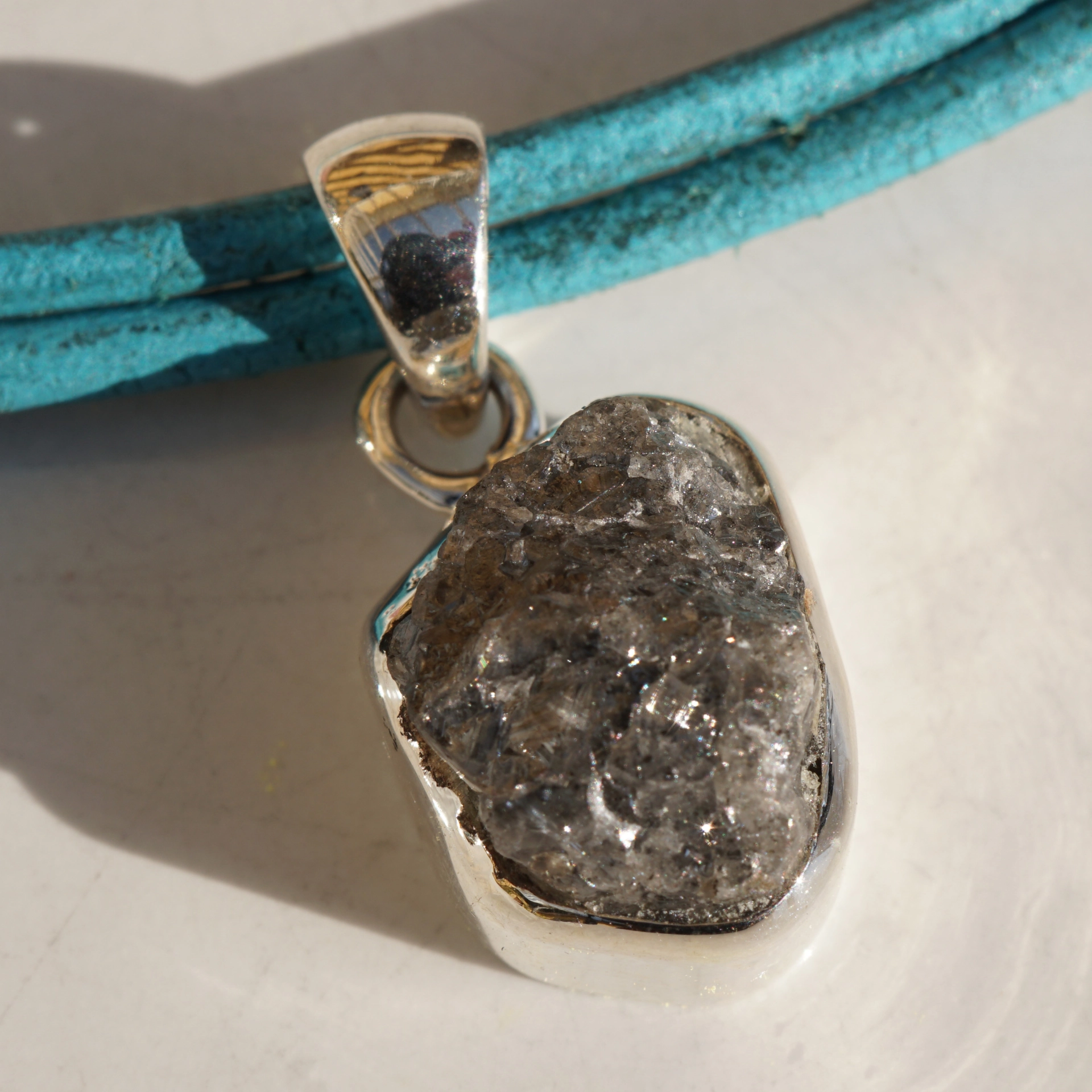 Rohdiamant Anhänger 925er Silber 4,3 Gramm ....Der Ungezähmte