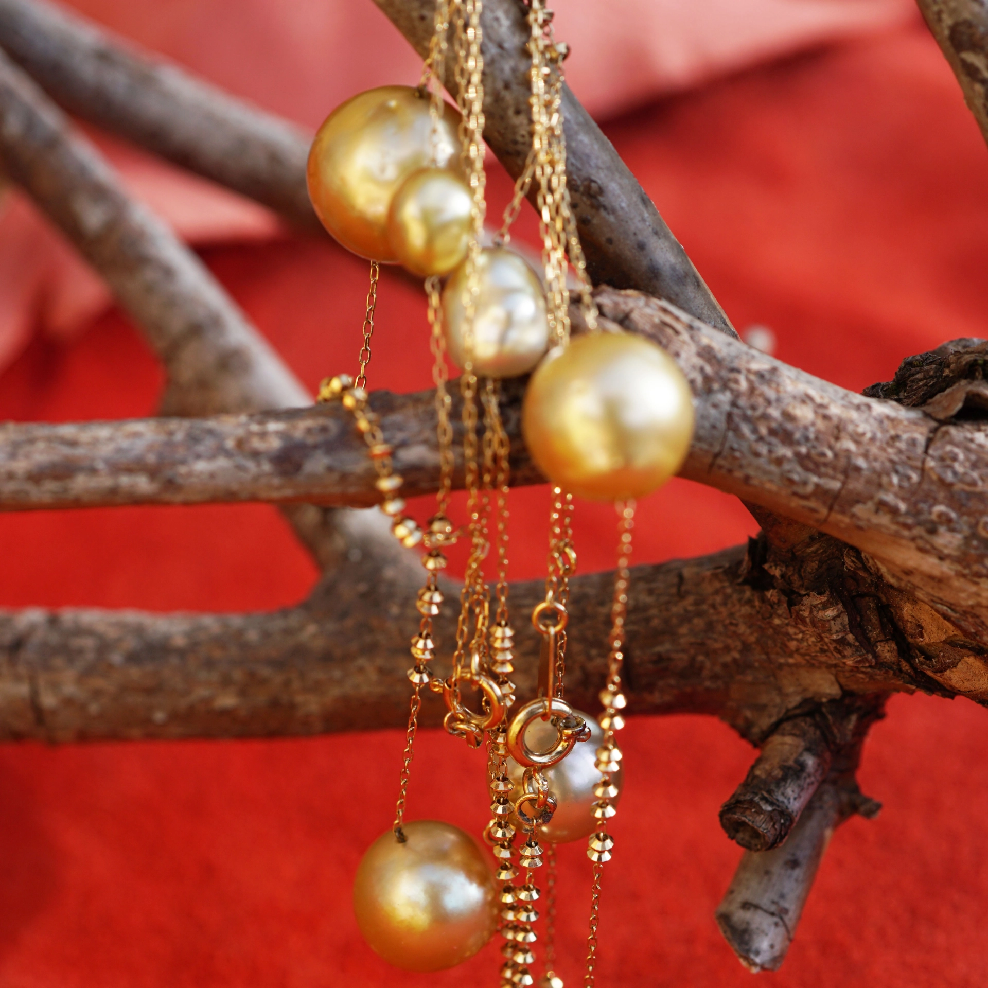 Südseeperl Collier 750er Gelbgold Kette und Armband total 70 cm natur goldfarben