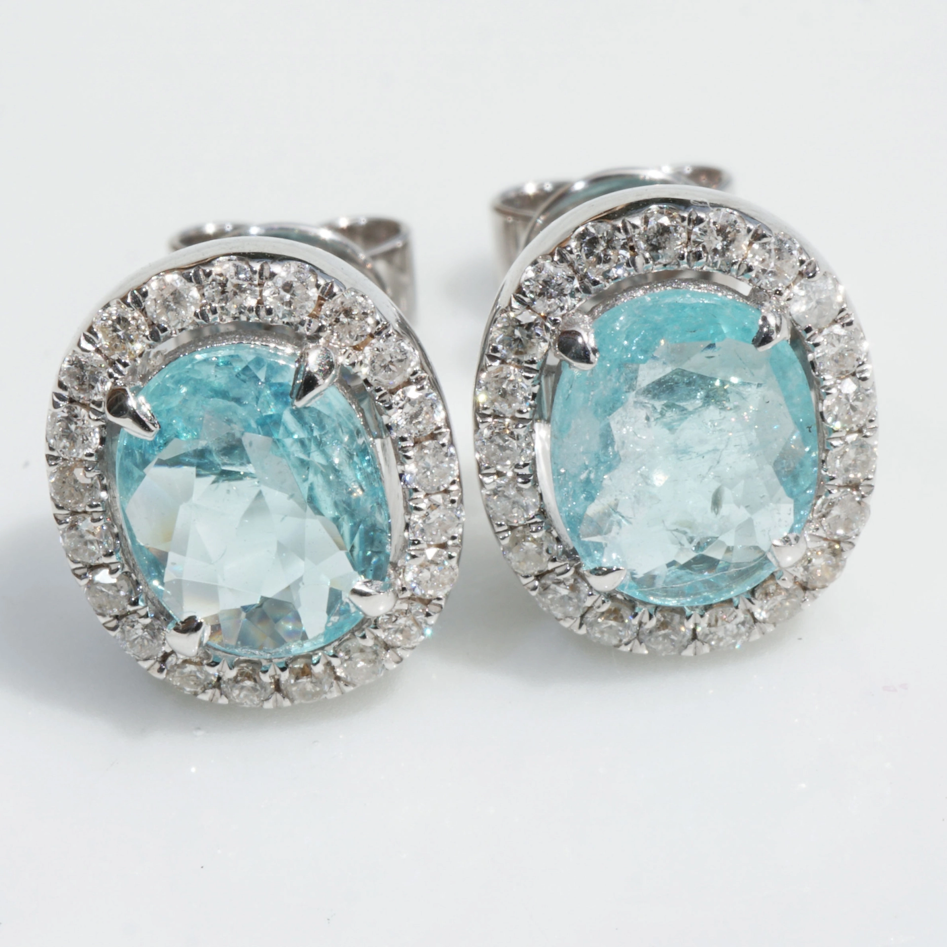 Set-Paraiba-Turmalin-Anhaenger-mit-Ohrsteckern-3-23-ct-AAA-750er-Weissgold-0-57-ct-SON02470 Paraiba Turmalin Ohrsteckern 1.48 ct 0.37 ct AAA 750er Weissgold SCHWIMMBADBLAU