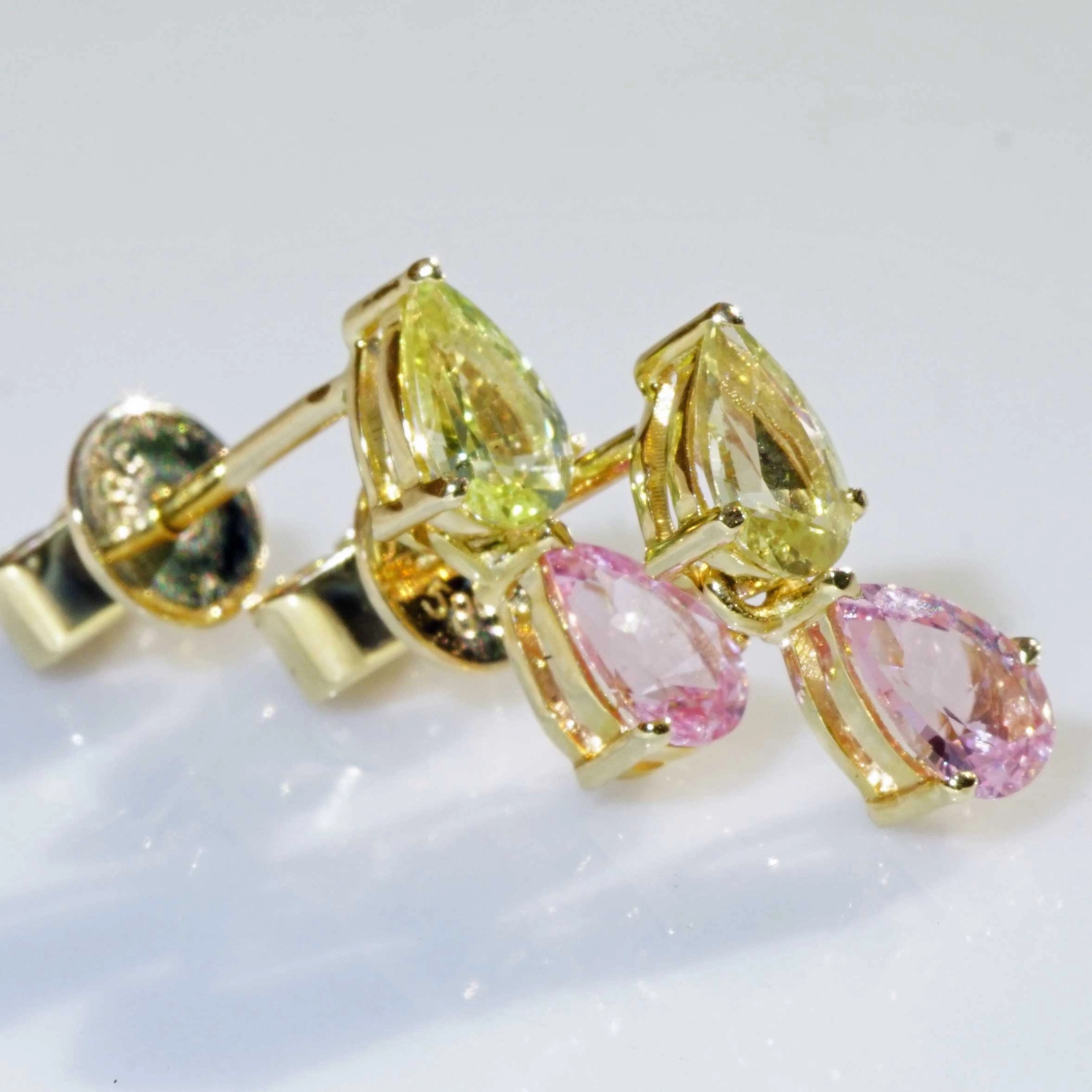Saphir Ohrhänger 585er Gelbgold aus der Ilakaka Mine Madagascar gelb pink NATURFARBE