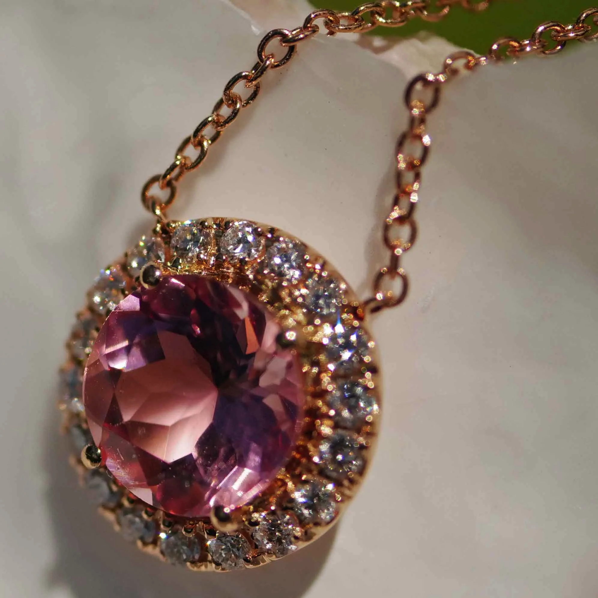 Turmalin Brillant Collier 750er Rosegold...Pink zum Verlieben....ein Hingucker und Launemacher