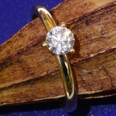 Brillant Ring rund 0.50 ct hochfeines weiss D / VS2  4.9-3.2 mm 750er Gelbgold GIA Gutachten
