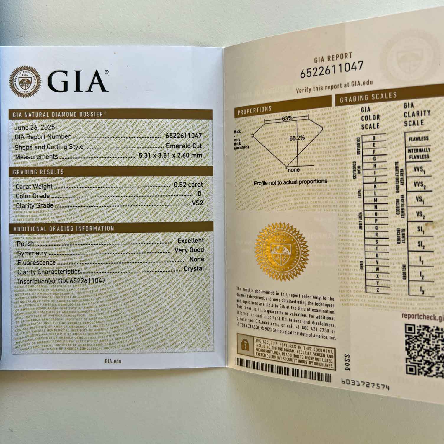 Emeraldcut Diamant Ring 0.64 ct D VS2 Silhouette Bentner GIA Zertifikat 950er Platin 