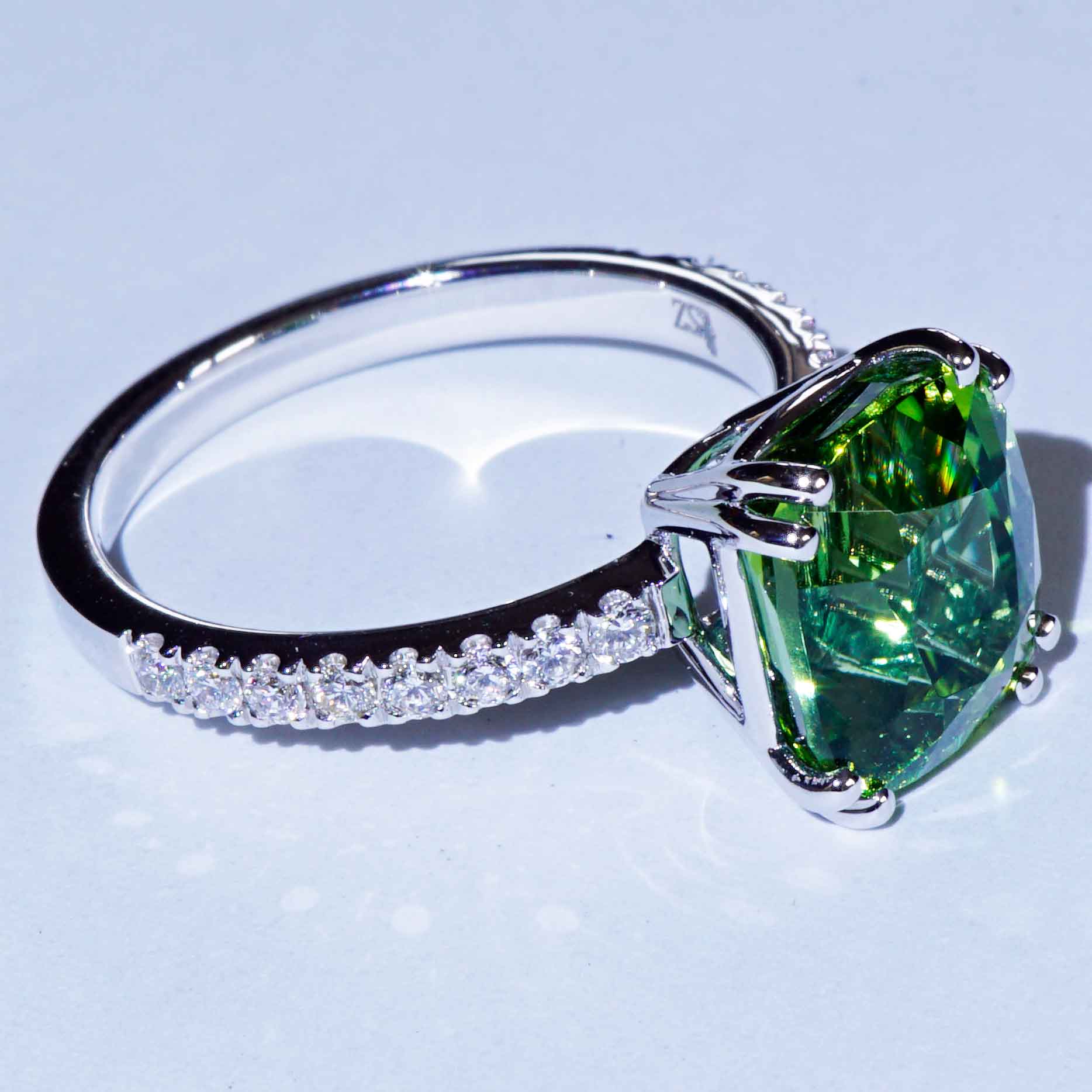Lagun Grün-Blauer Turmalin Brillant Ring 750er Weissgold 4.86 ct 0.33 ct  Top Qualität Afghanistan 