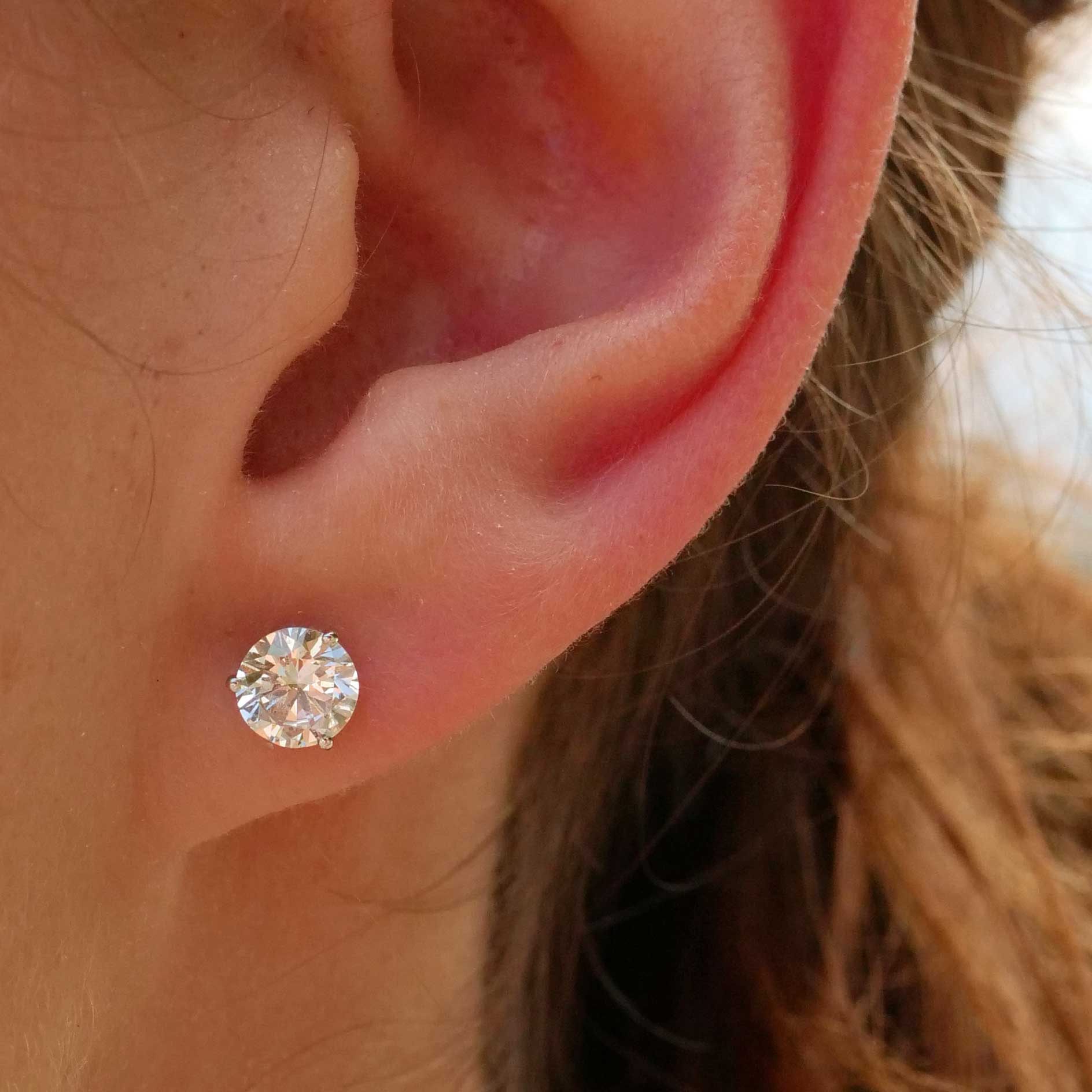 Brillant Ohrstecker total 1.43 ct Labor Diamanten in 585er Weissgold.... für ein Bruchteil des Naturdiamant Preises