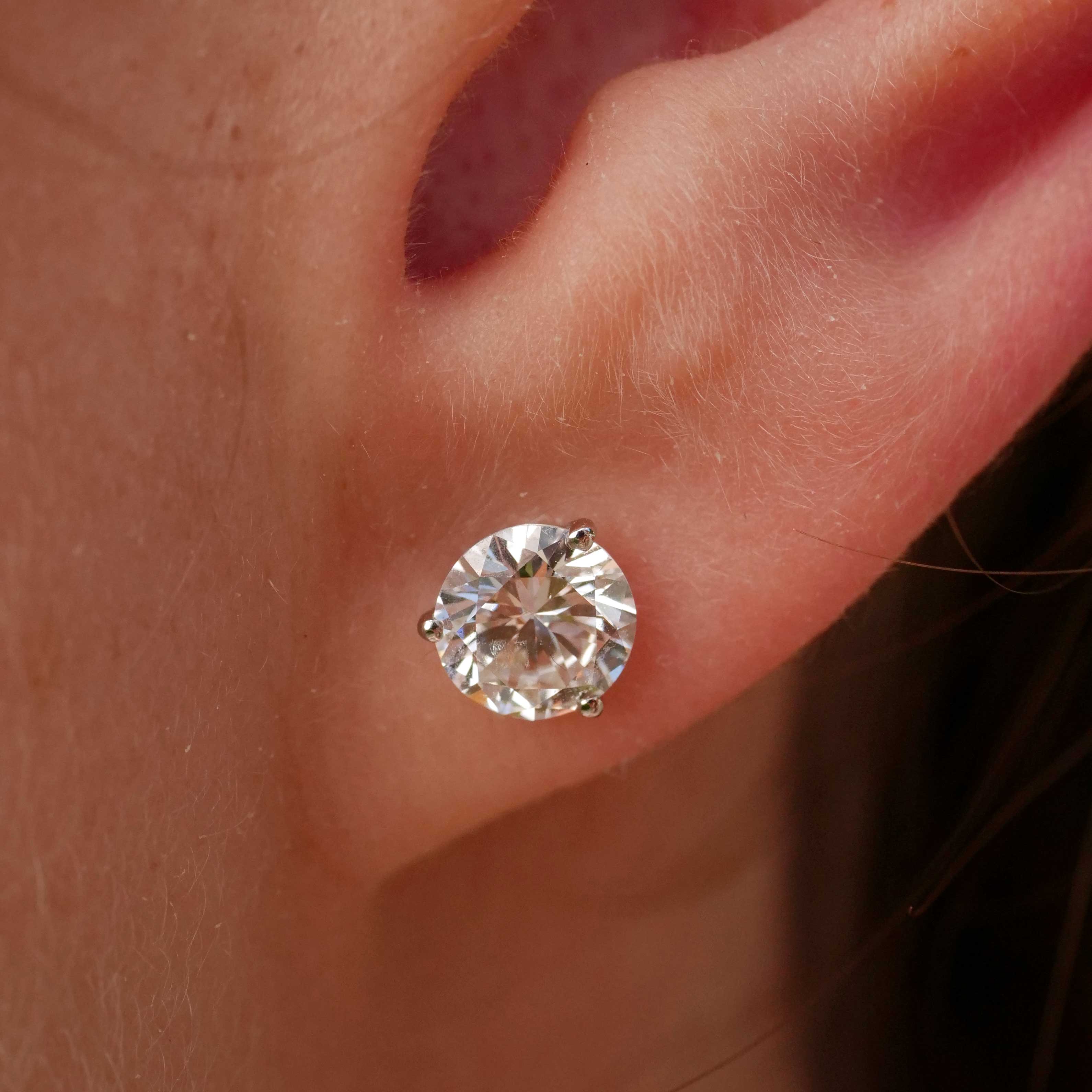 Brillant Ohrstecker total 1.43 ct Labor Diamanten in 585er Weissgold.... für ein Bruchteil des Naturdiamant Preises