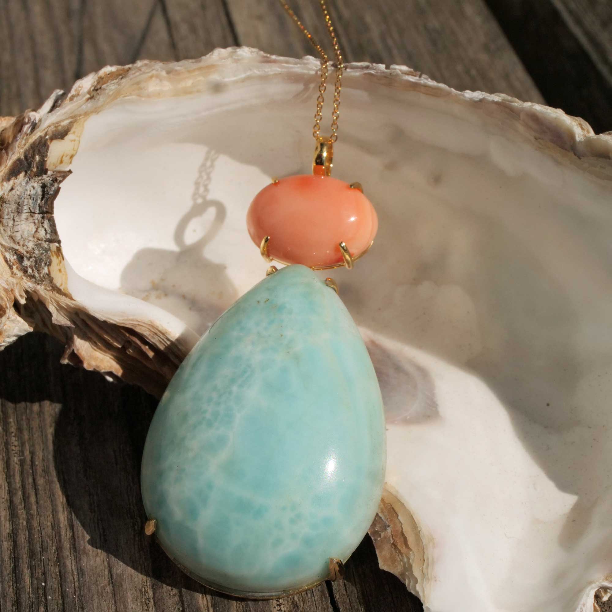 XL Larimar Koralle Anhänger 105 ct 9 ct in 585er Gelbgold...hat Potential zum Lieblingsstück zu werden