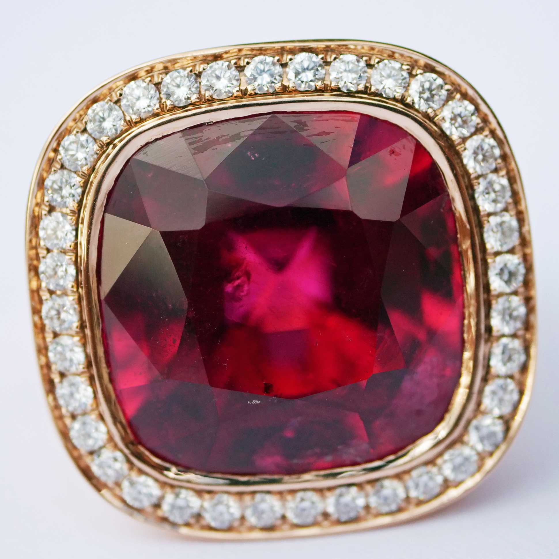 Rubellit Brillant Ring der Extraklasse AAA+  23.10 ct Afghanistan  rot-pink unglaubliche Leuchtkraft 750er Rosegold