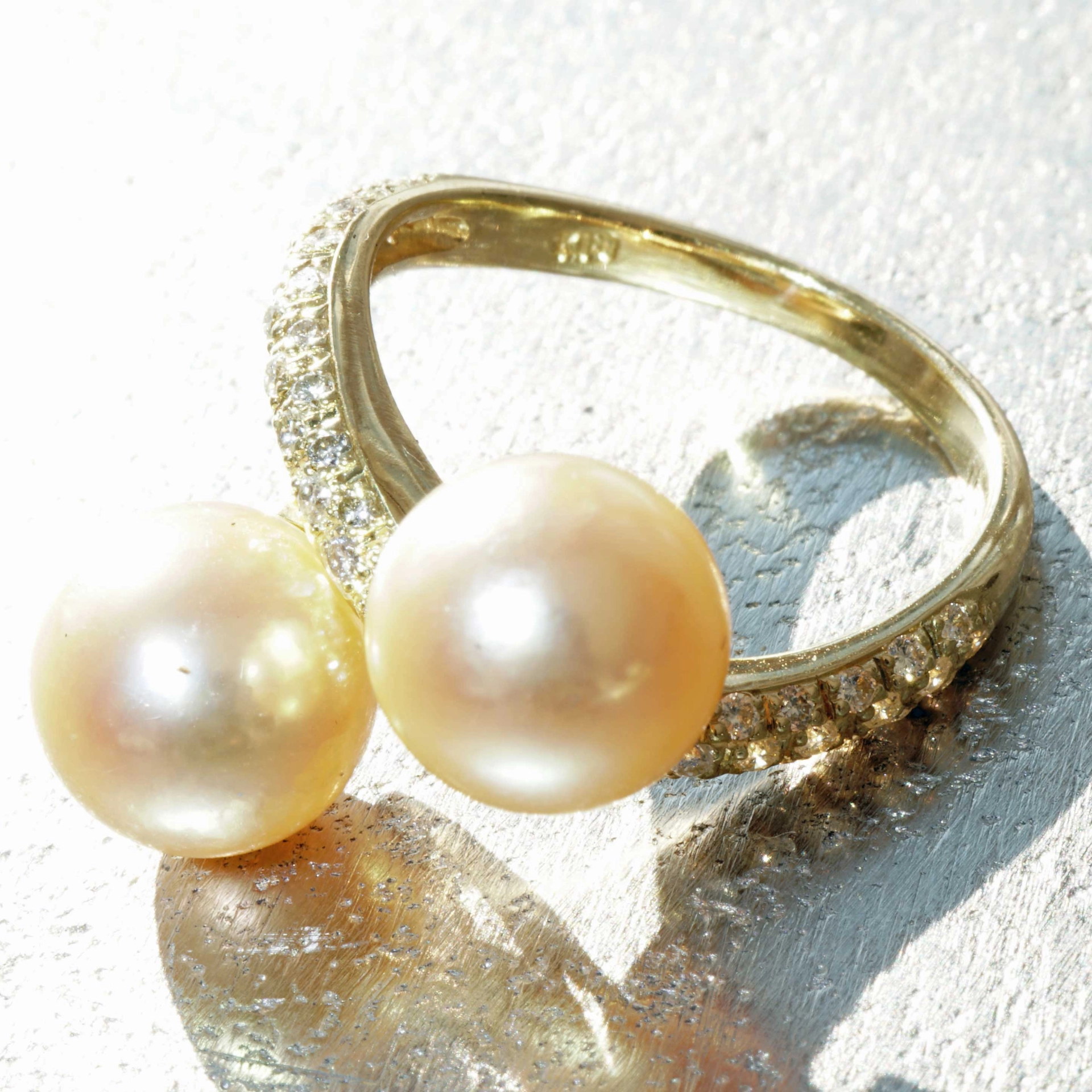 Südsee Zuchtperl Brillant Ring in 750er Gelbgold 0.51 ct 9.3/9.6 mm D. goldfarben feiner Lüster