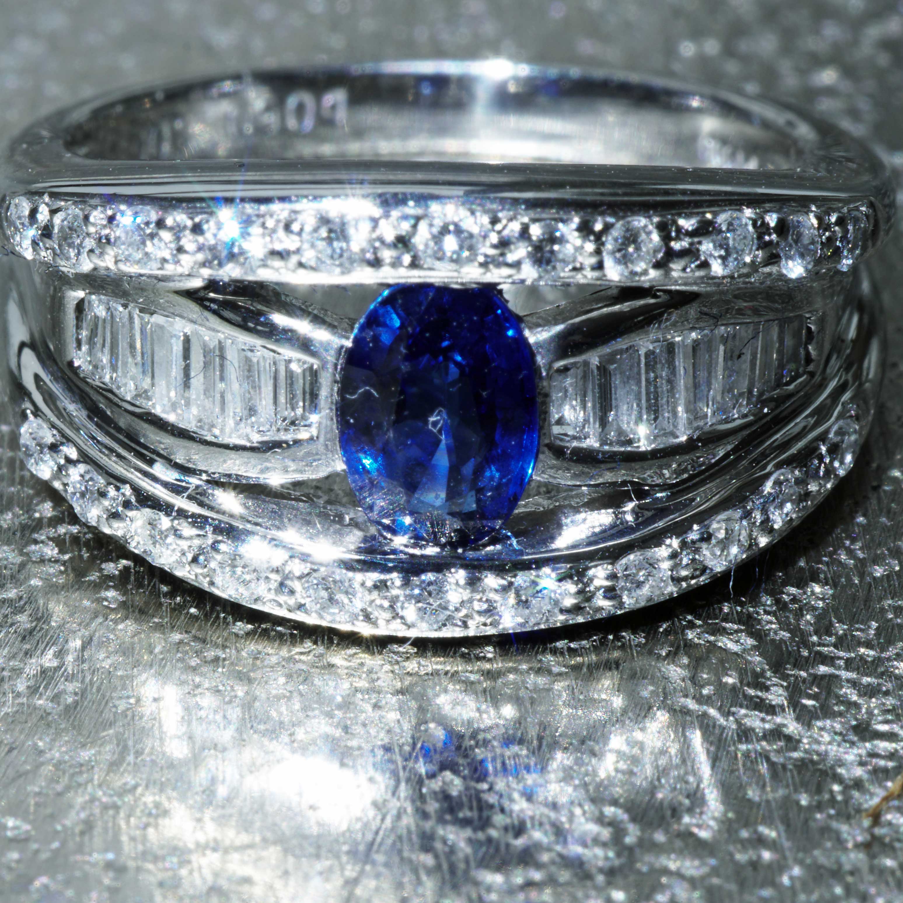Saphir Brillant Ring 900er Platin 0.65 ct 0.50 ct feinster Saphir und Brillanten in Platin 