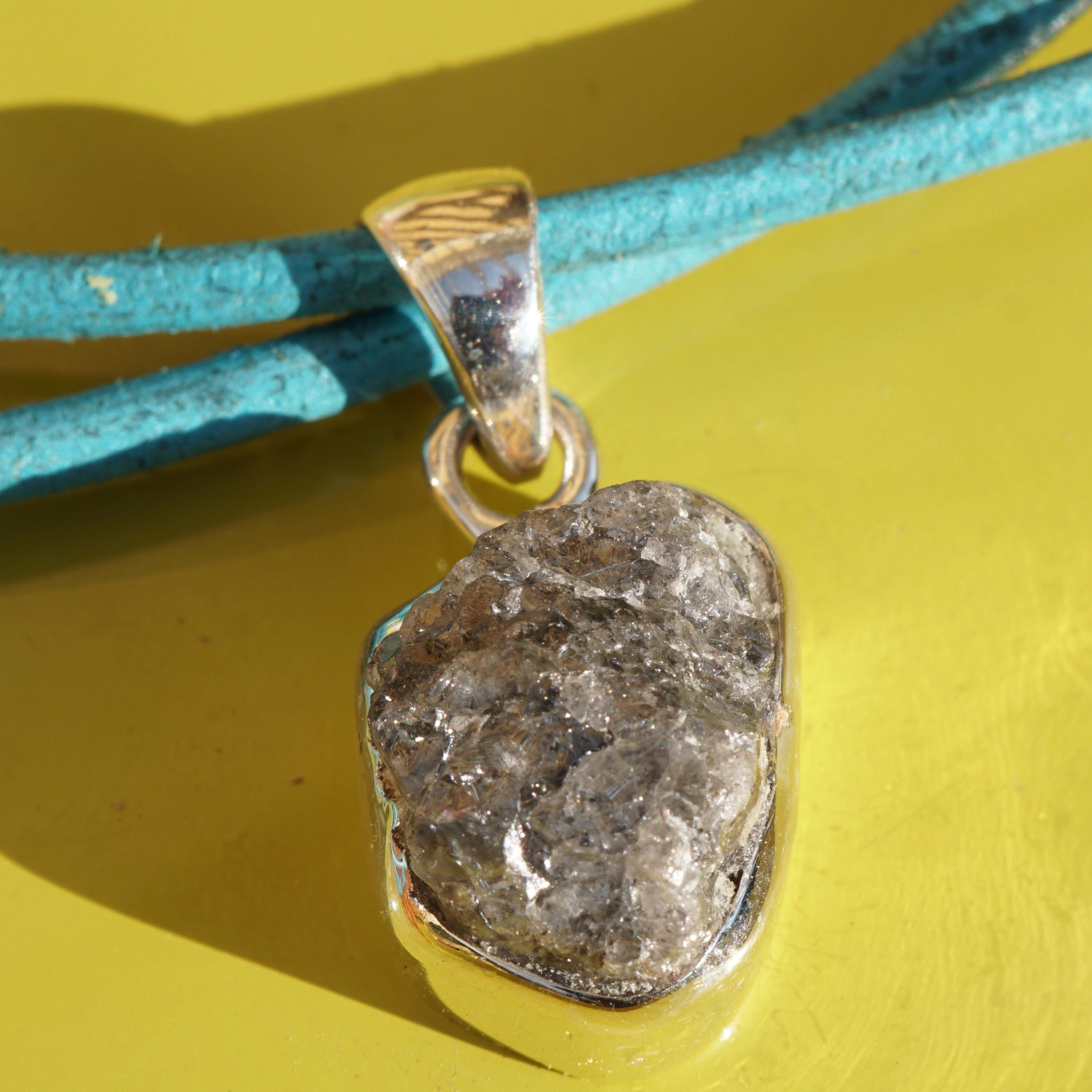 Rohdiamant Anhänger 925er Silber 4,3 Gramm ....Der Ungezähmte