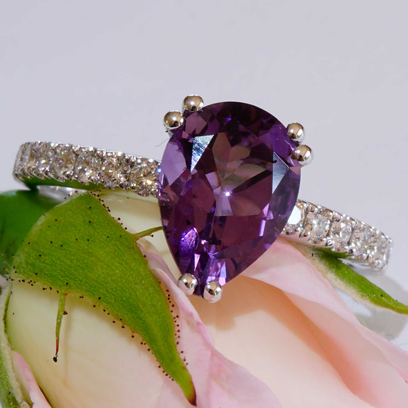 Violetter Amethyst Brillant Ring 750er Weissgold 1.50 ct 0.33 ct  made in Italy...Edelschmiede 